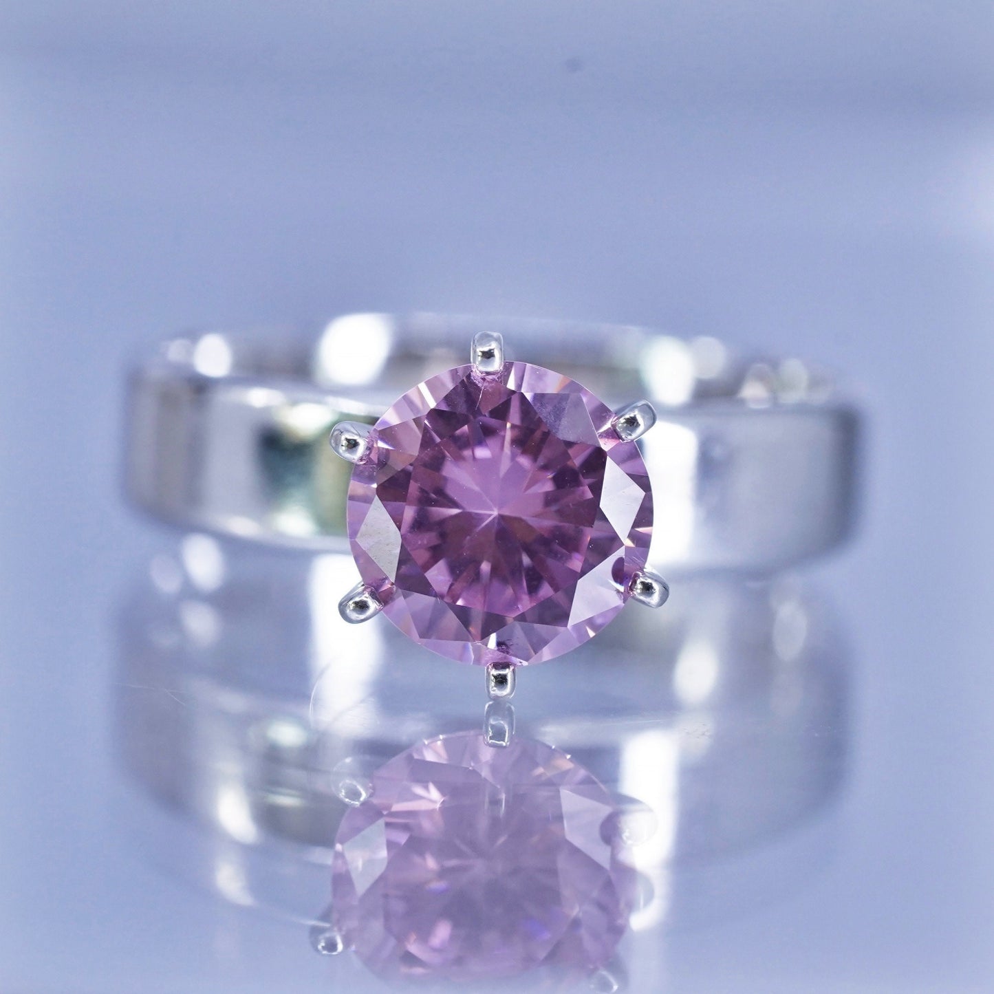 Size 8.25, vintage Sterling 925 silver handmade band ring with pink crystal