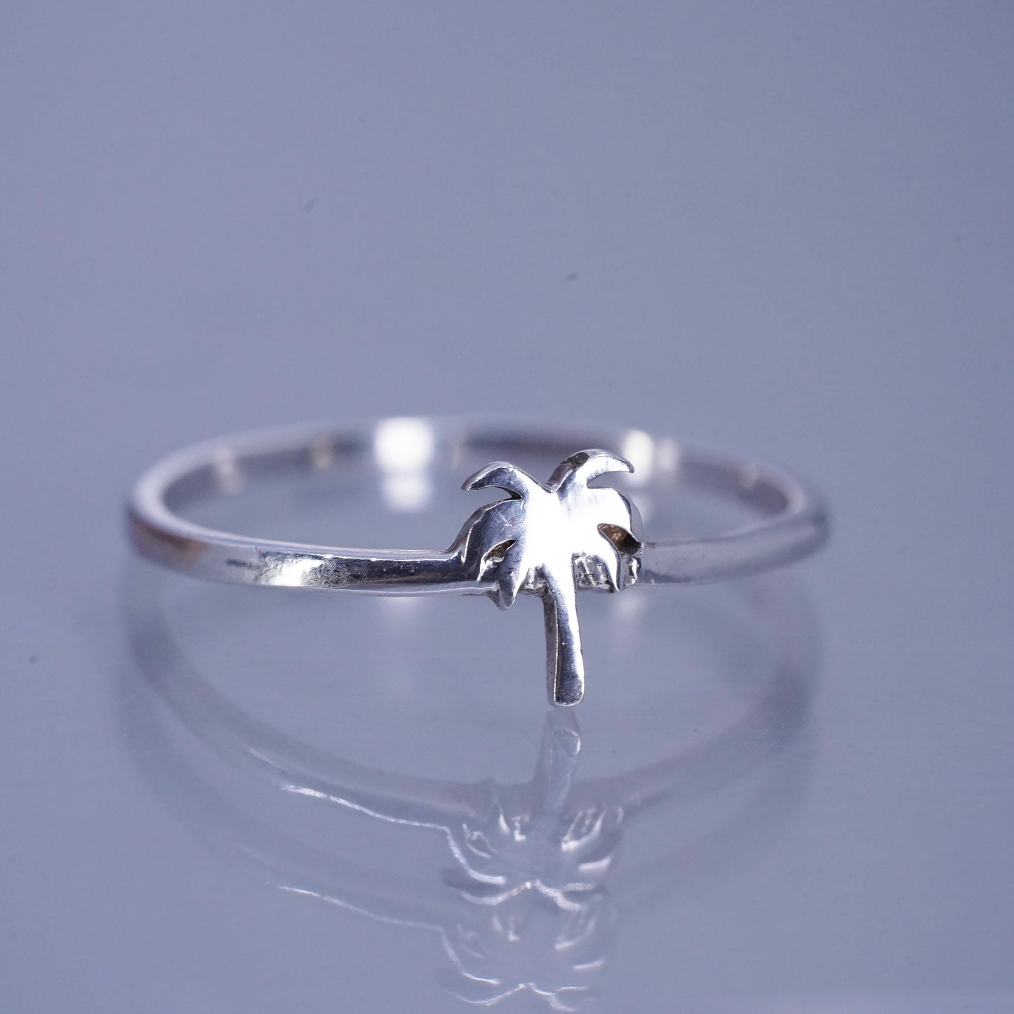 Size 7.25, Vintage Sterling 925 silver handmade palm tree ring