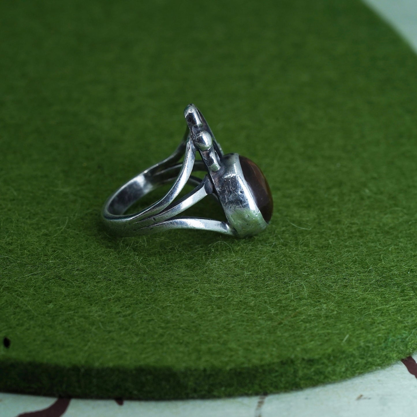 Size 5, vintage southwestern Sterling 925 silver handmade ring with fire agate