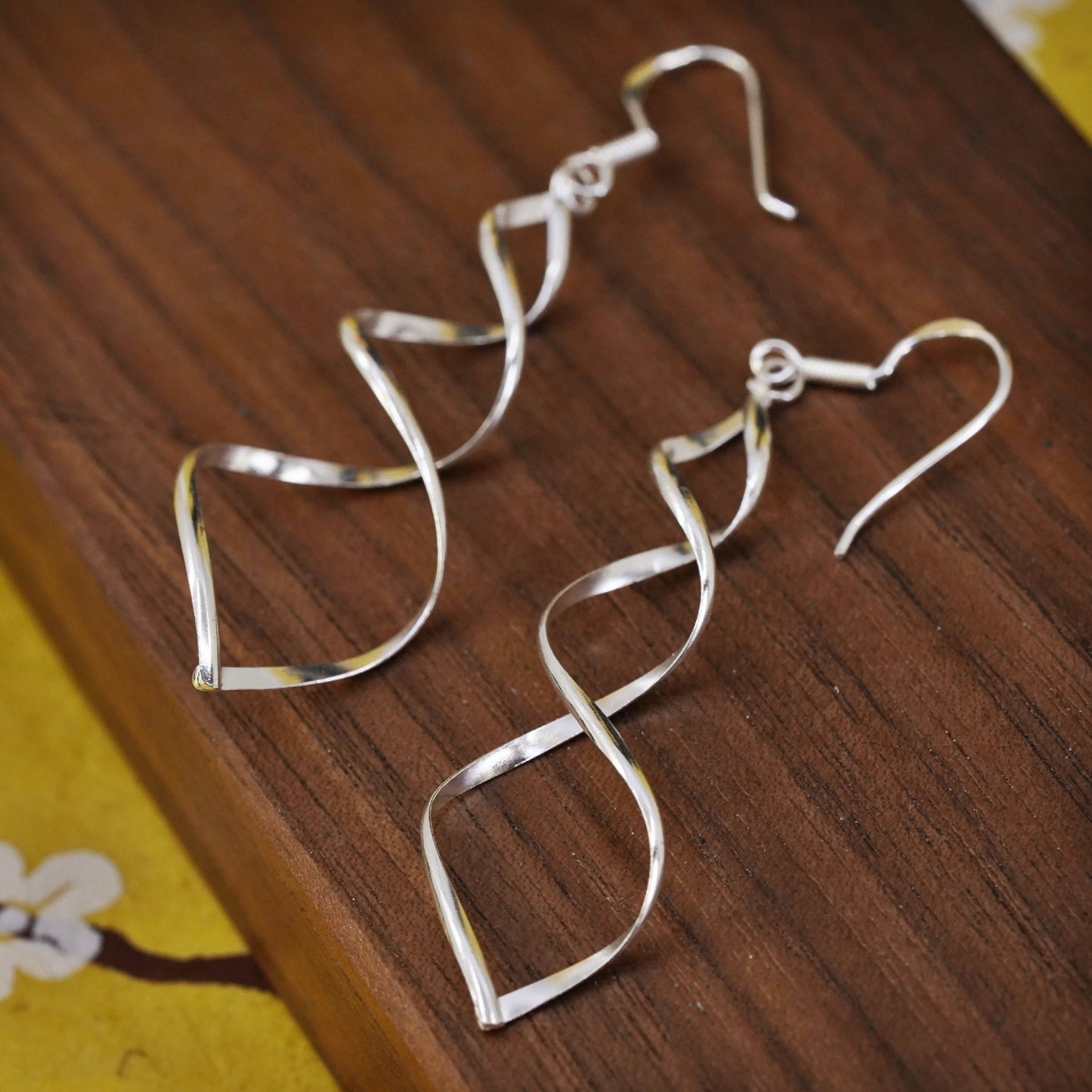 Vintage Sterling silver handmade earrings, 925 twisted sprial dangle