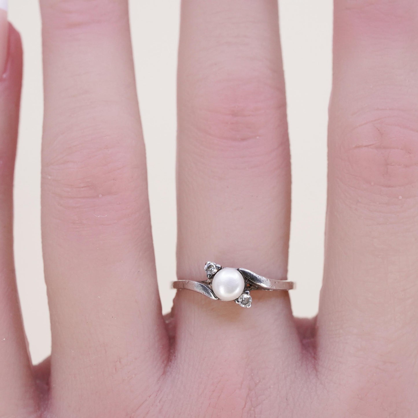 Size 6.25, vintage Sterling silver 925 handmade ring with pearl and cz