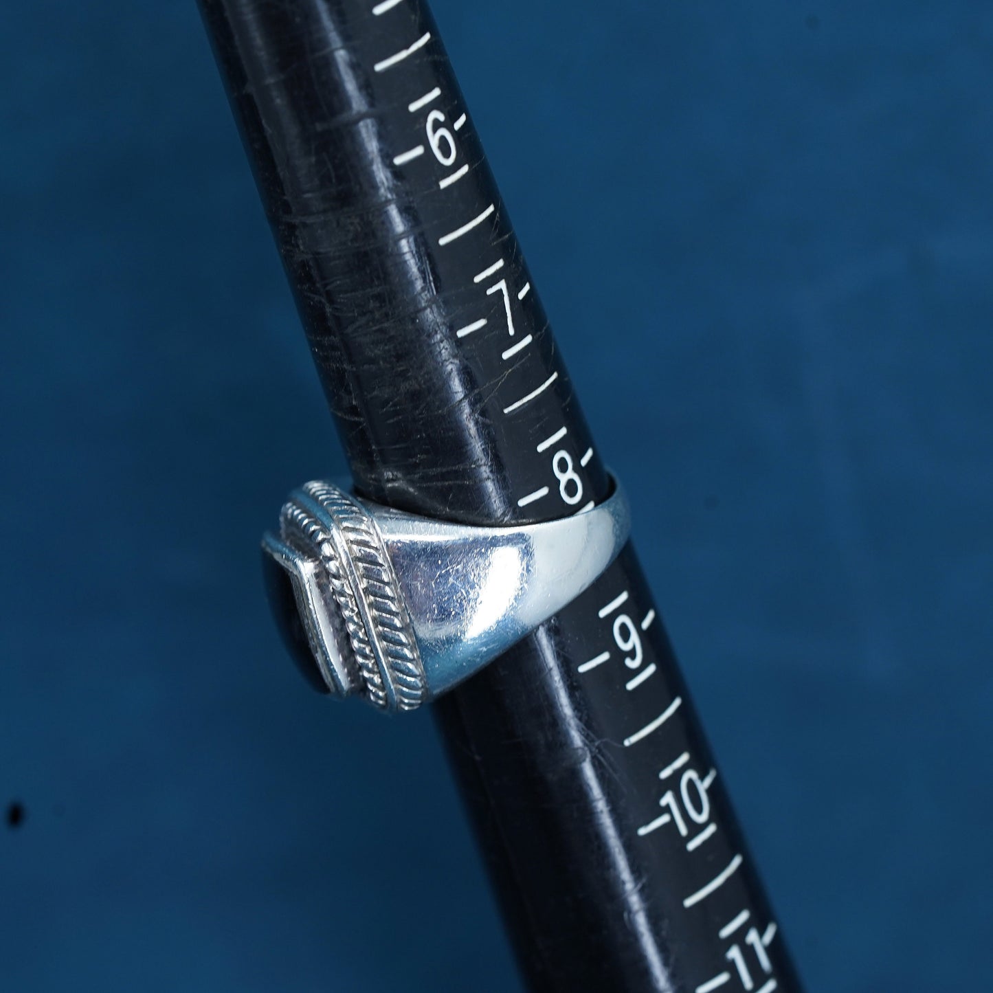 Size 8, vintage Sterling 925 silver handmade ring with square black onyx inlay