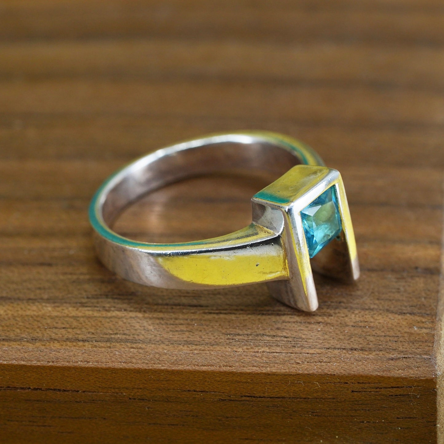 Size 8, Vintage Sterling silver handmade ring, 925 band with blue crystal