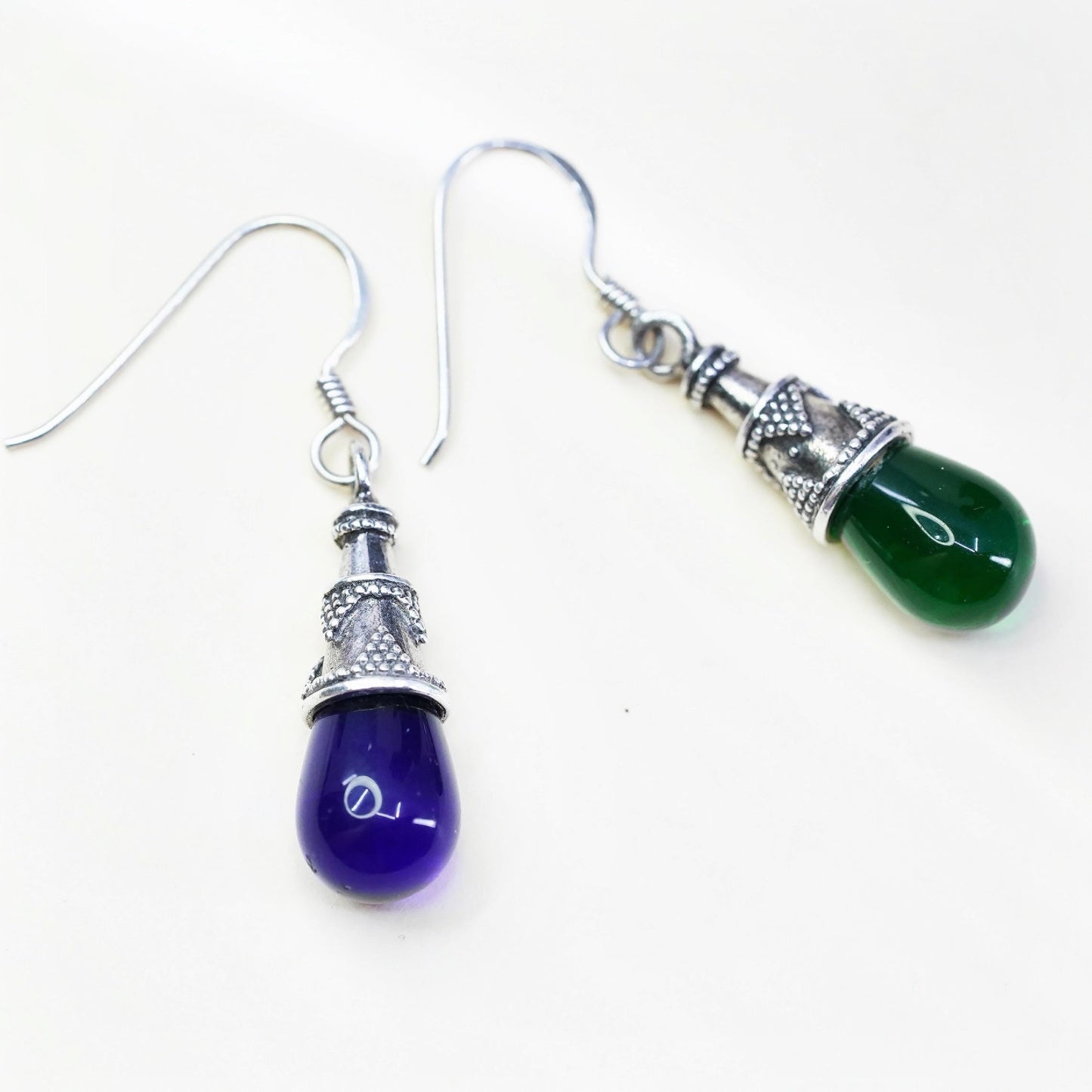 Vintage 925 sterling silver beaded textured earrings teardrop blue green glass