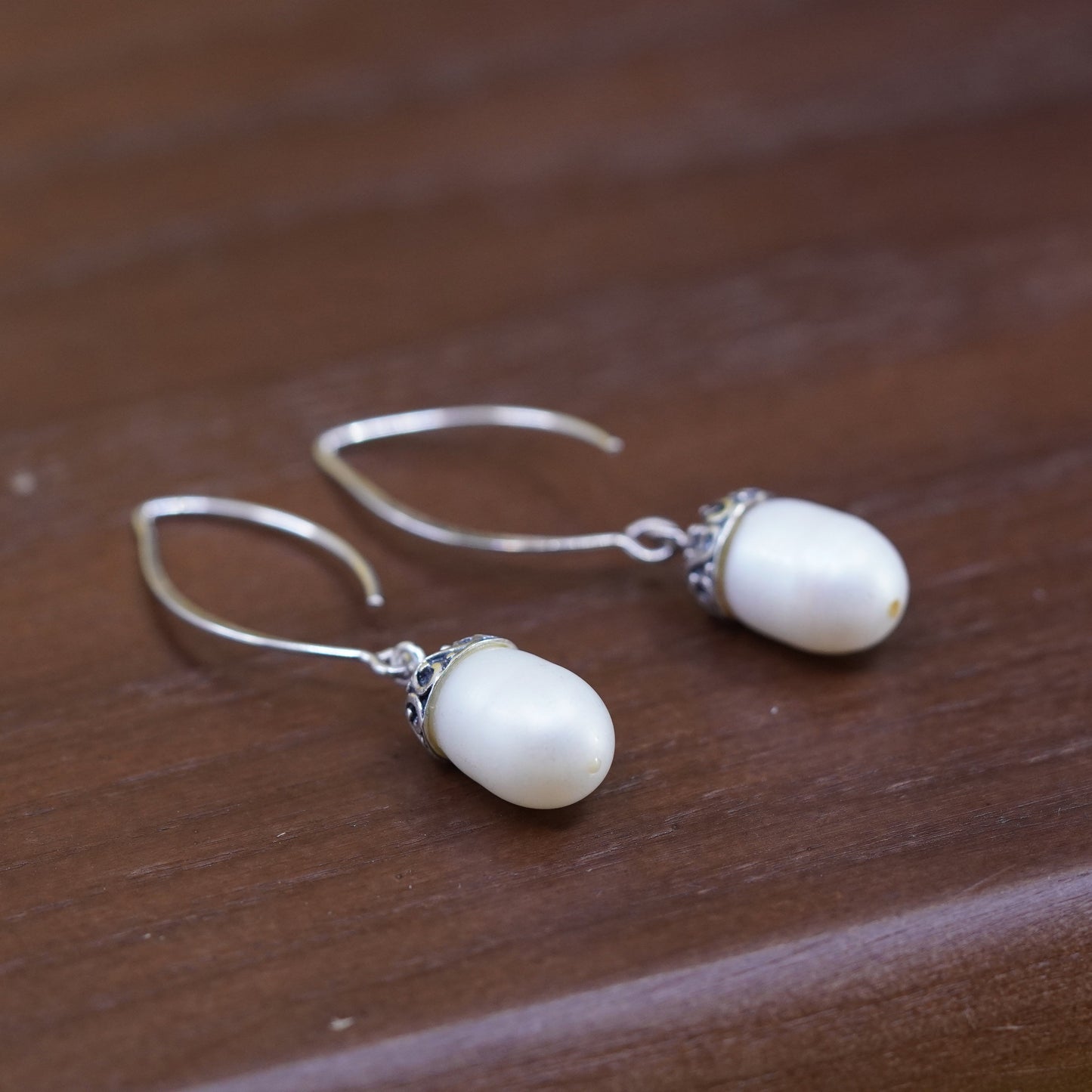 Vintage Sterling 925 silver handmade earrings with freshwater pearl