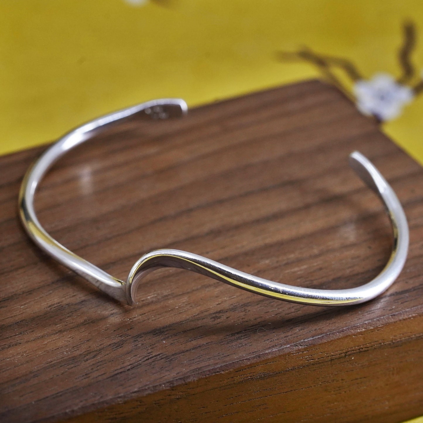 6.75", Vintage southwestern Sterling silver handmade bracelet, 925 twisted cuff