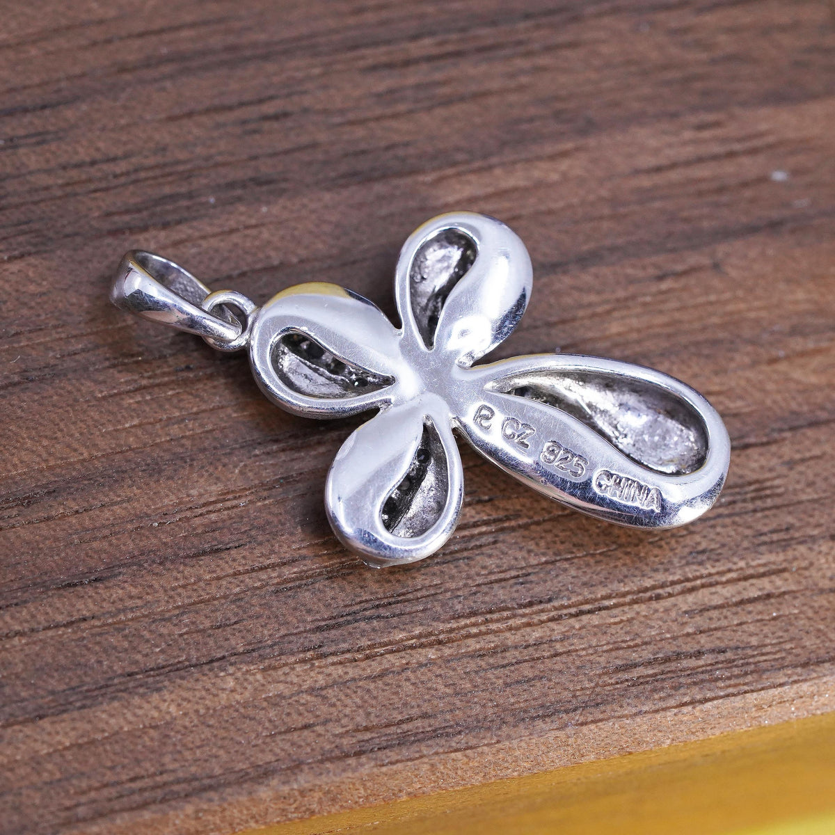 Vintage Sterling silver pendant, 925 cross with cluster cz