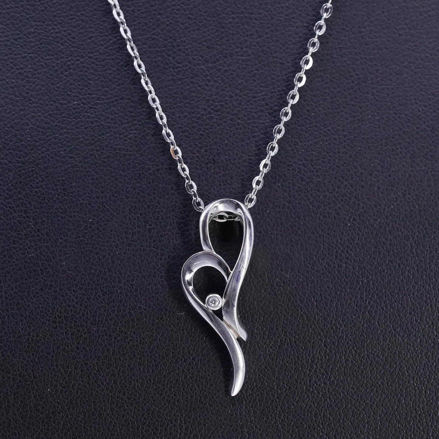 18", vintage Sterling 925 silver flatten circle necklace diamond heart pendants