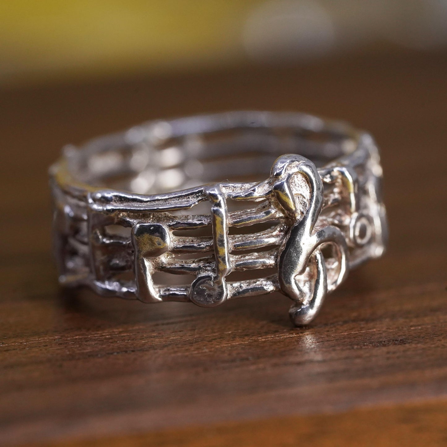 Size 7, vintage Sterling 925 silver handmade music note band ring