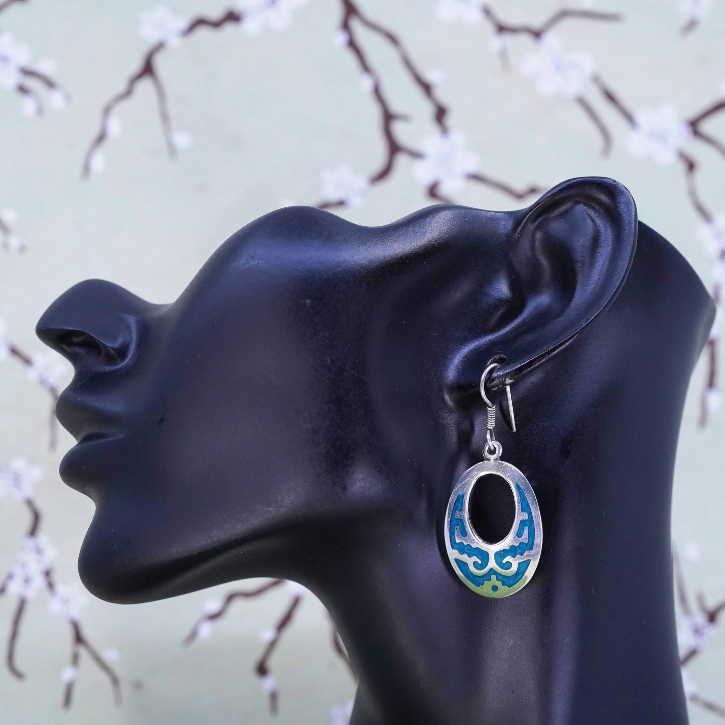 Vintage Mexican sterling 925 silver handmade oval earrings with turquoise inlay