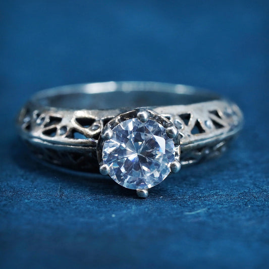 Size 6, Vintage Sterling silver handmade ring, 925 filigree band with Cz