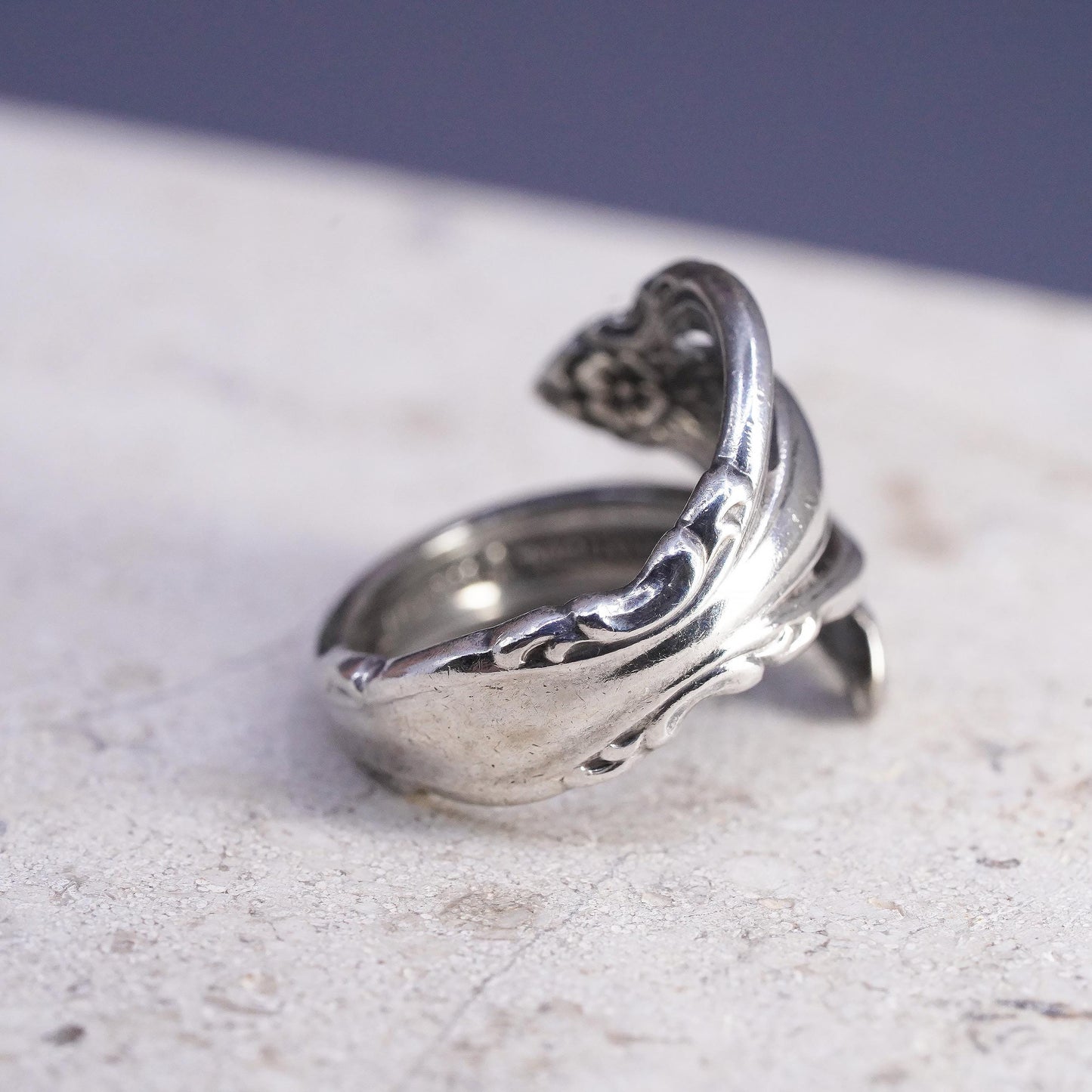 Size 5.5, vintage Sterling silver handmade ring, 925 flower spoon wrap band
