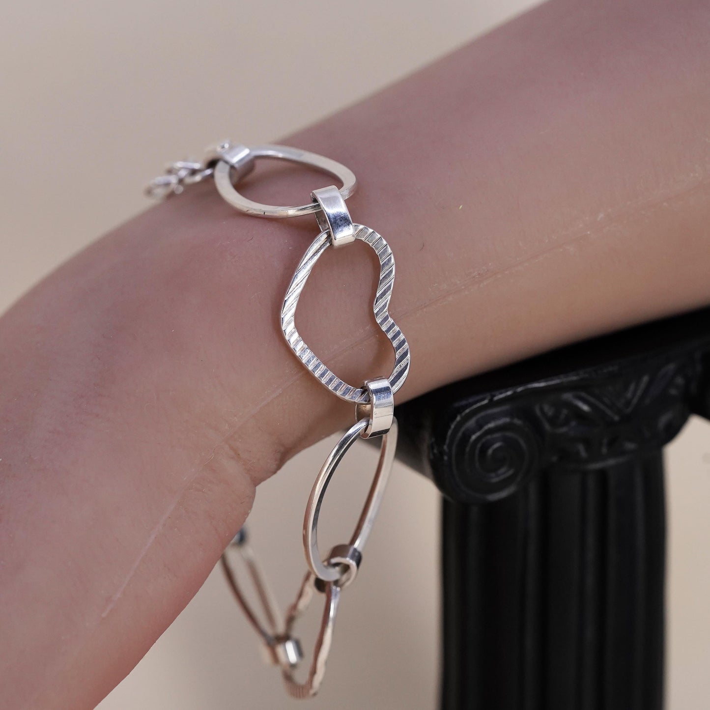 7.75”, Italian sterling silver bracelet, textured huge 925 heart oval chain