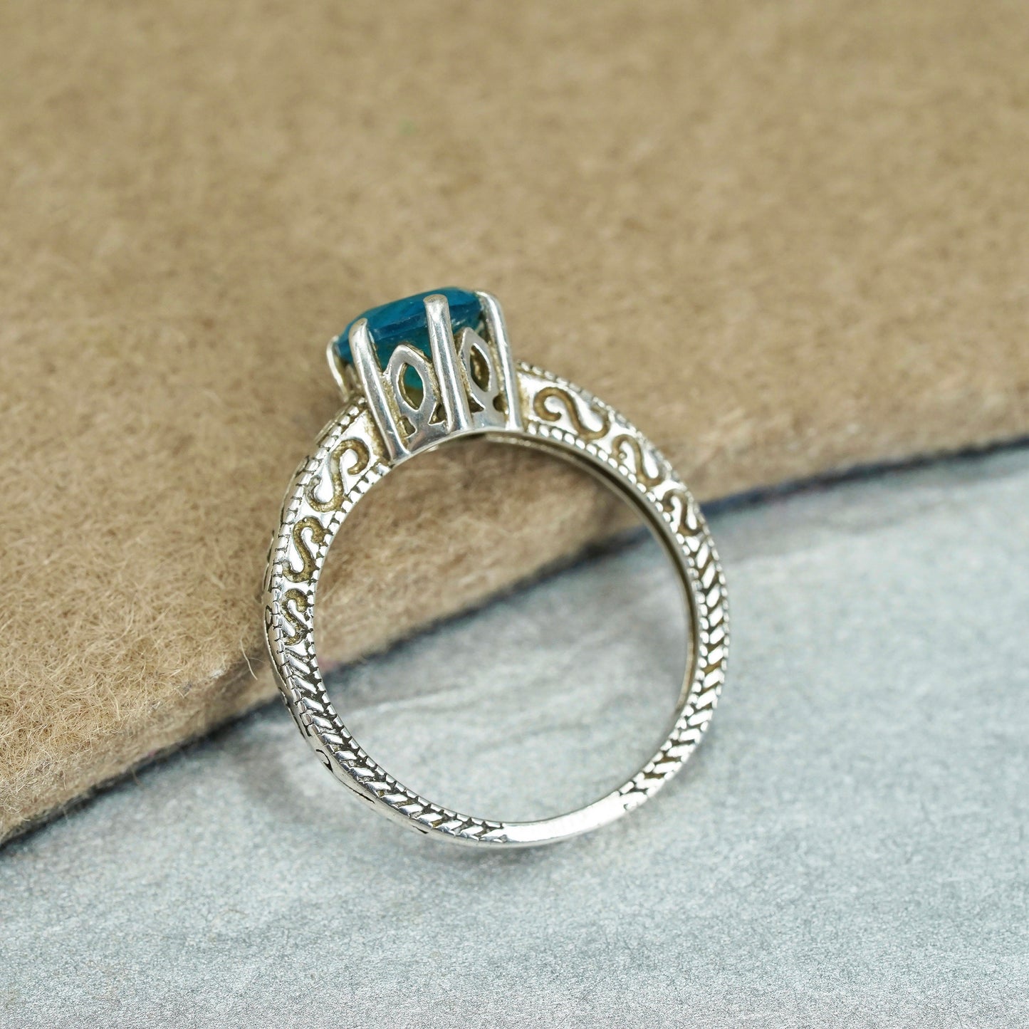 Size 7, vintage Sterling 925 silver handmade ring with blue topaz