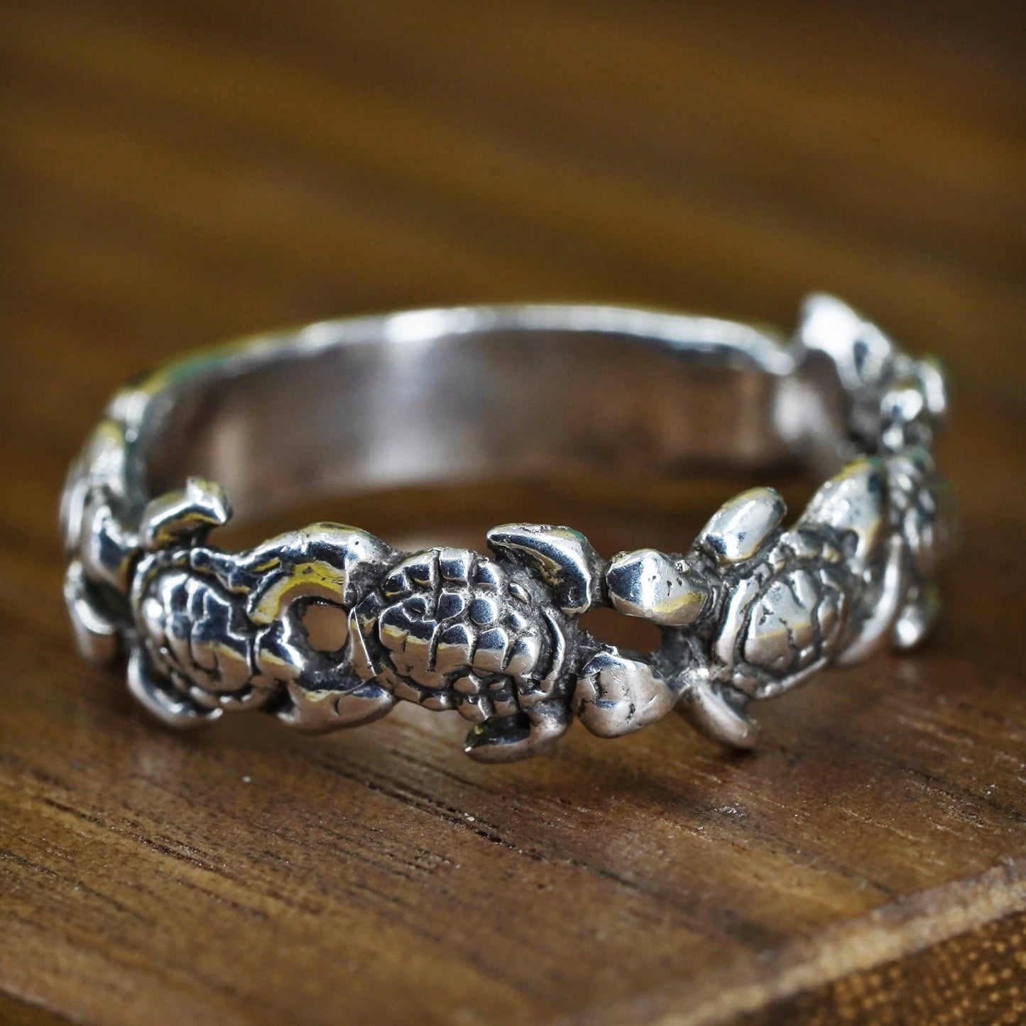 Size 8.25, vintage Mexico Sterling silver handmade ring, 925 sea turtle band
