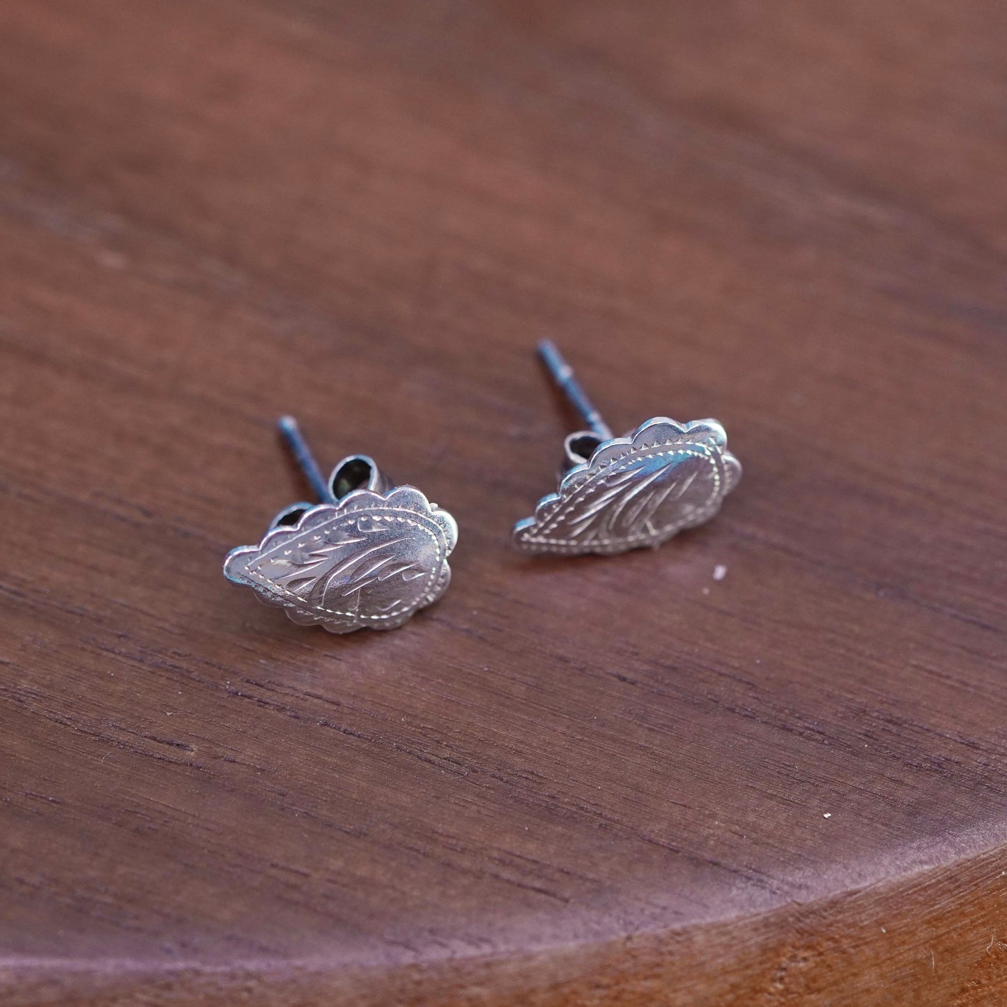 vintage southwestern Sterling silver handmade earrings, 925 leafy studs
