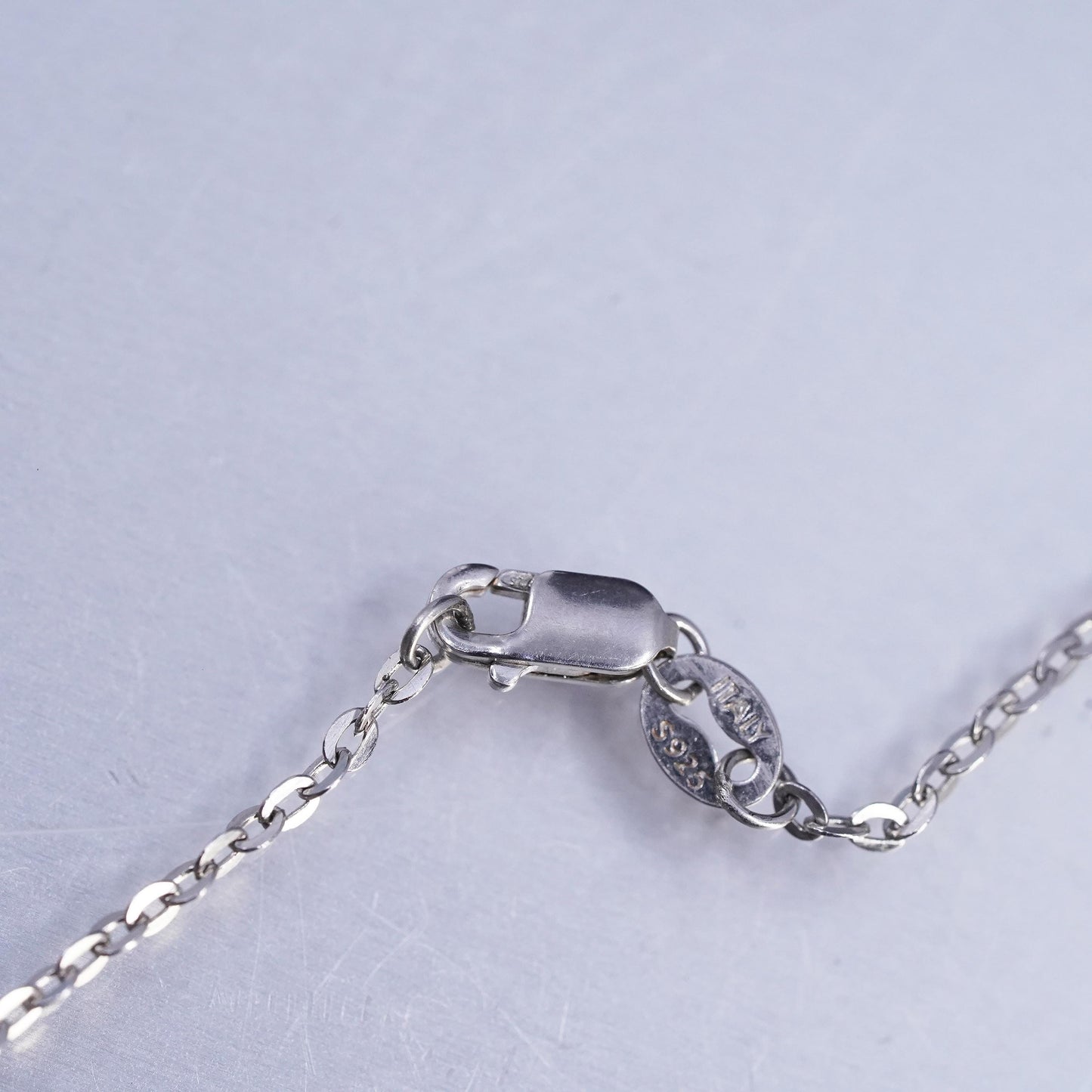 18", vintage Sterling 925 silver flatten circle necklace diamond heart pendants