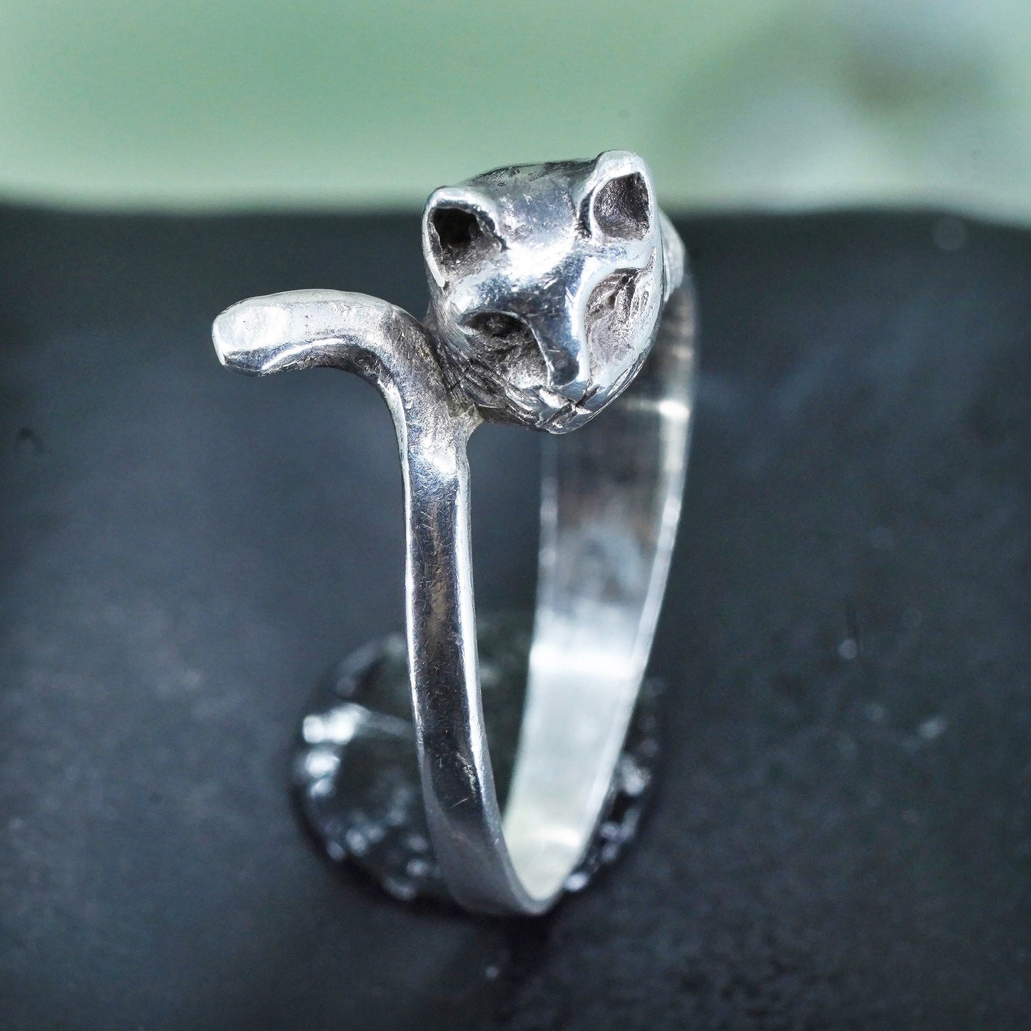 Size 6, vintage sterling silver handmade ring. 925 silver cat band