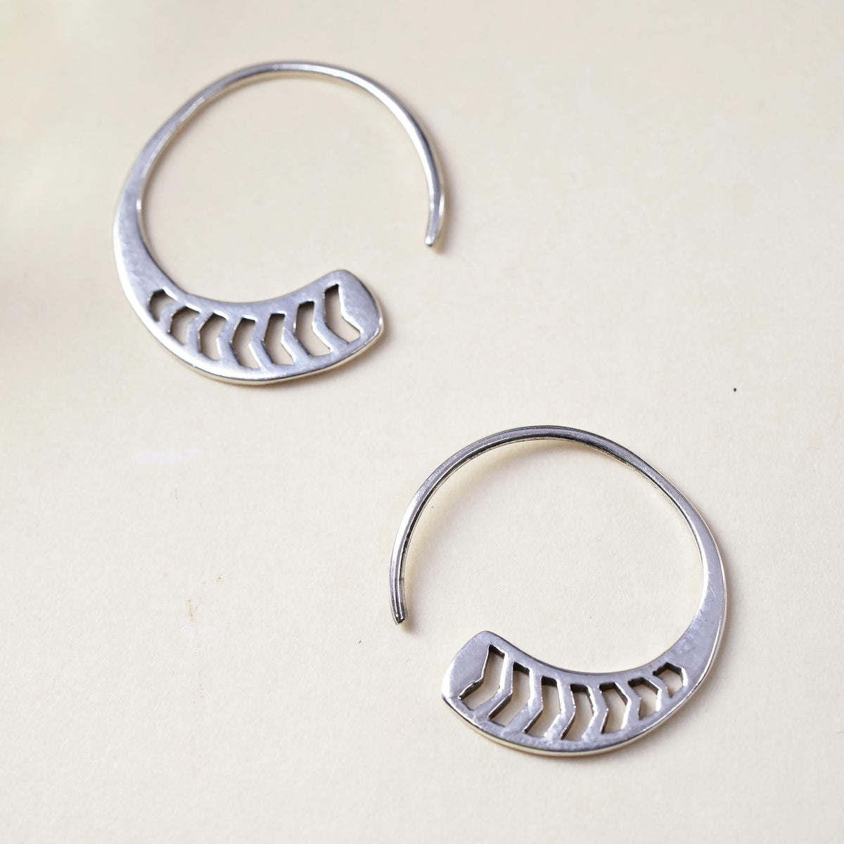 Vintage Sterling silver handmade earrings, 925 filigree sprial hoops