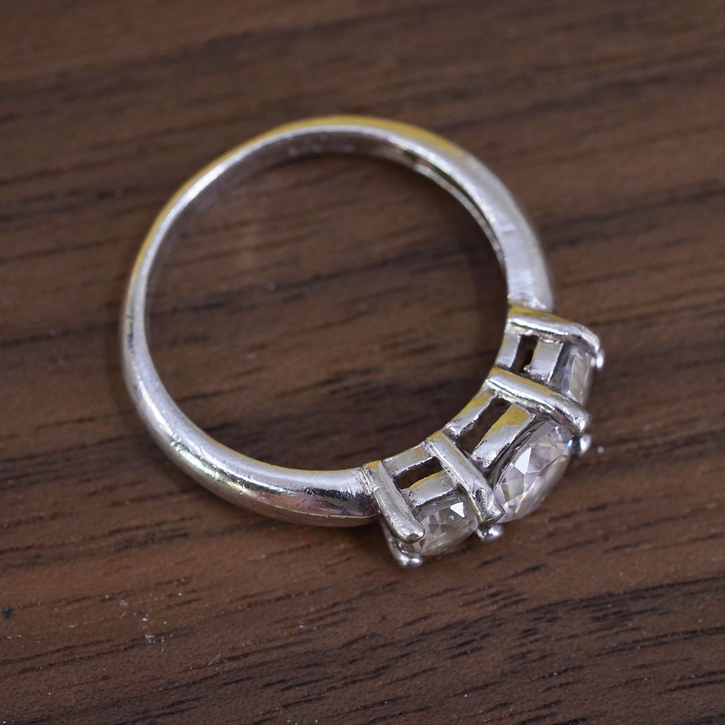 Size 7, vintage Sterling silver 925 engagement ring with cz