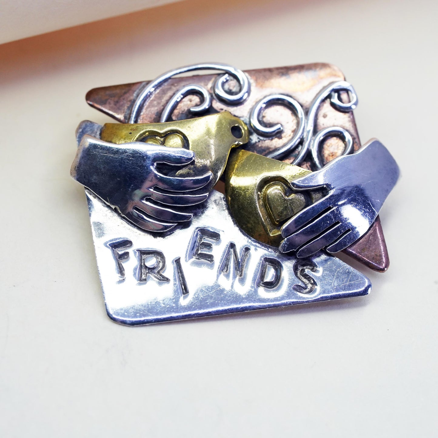 Vintage triple tone Sterling silver brooch, 925 friends bird hands pin brass