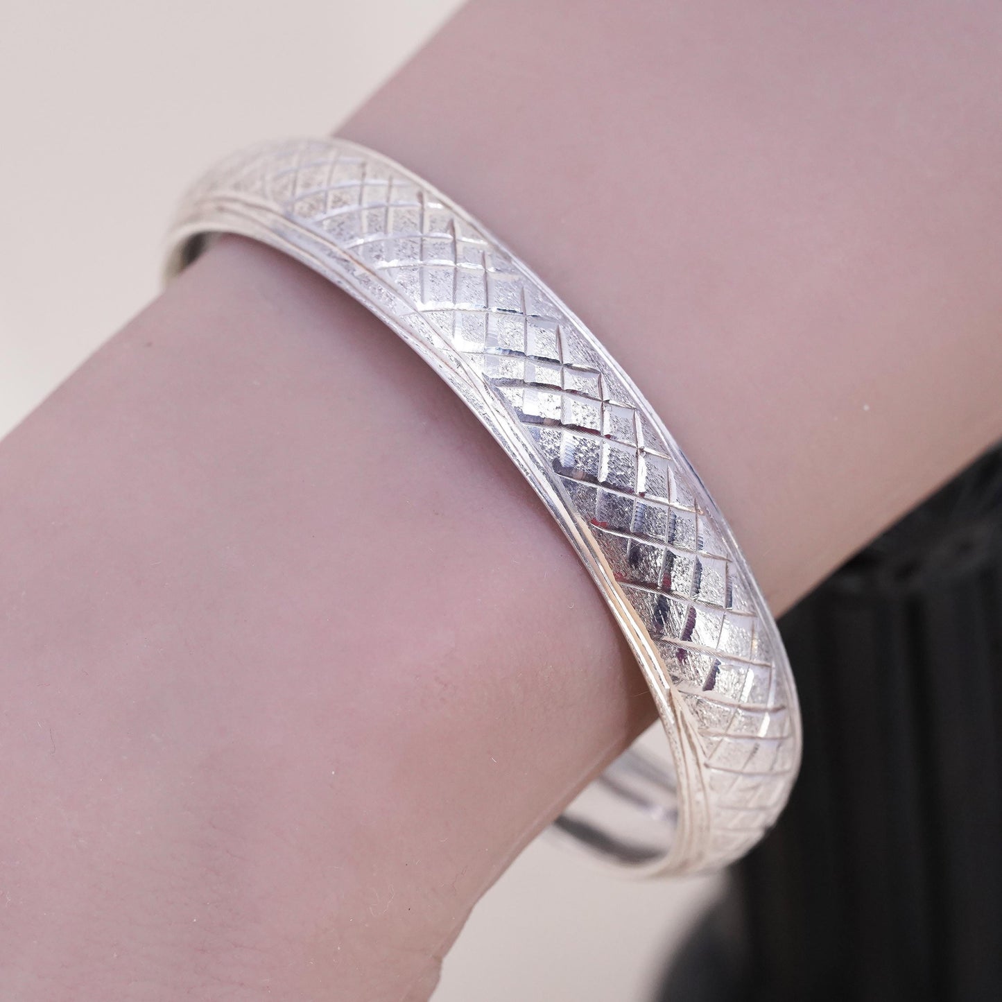 7”, vintage Sterling silver bracelet, textured 925 bangle with latch closure