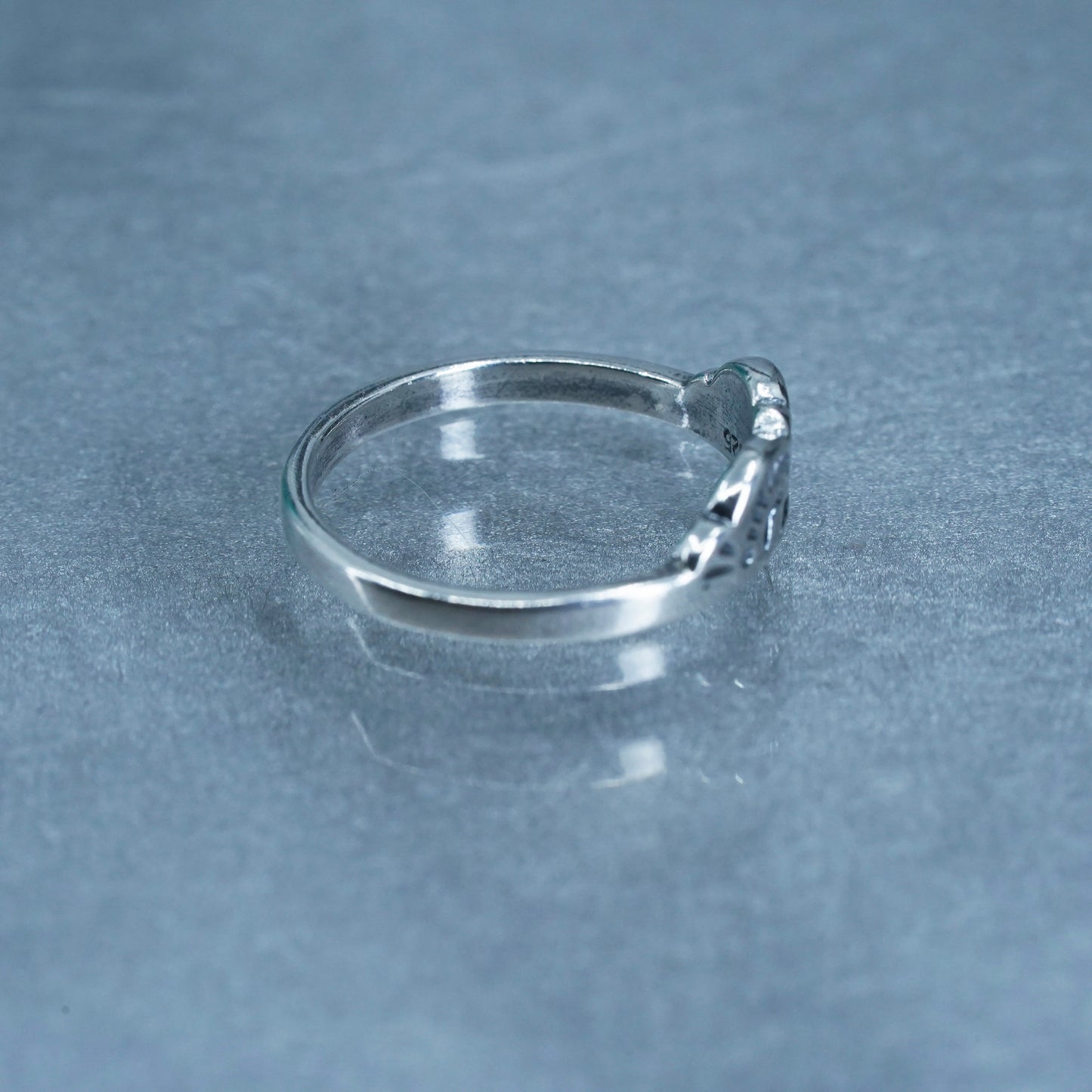 Size 6, Native American southwestern Sterling 925 silver ring, stackable band