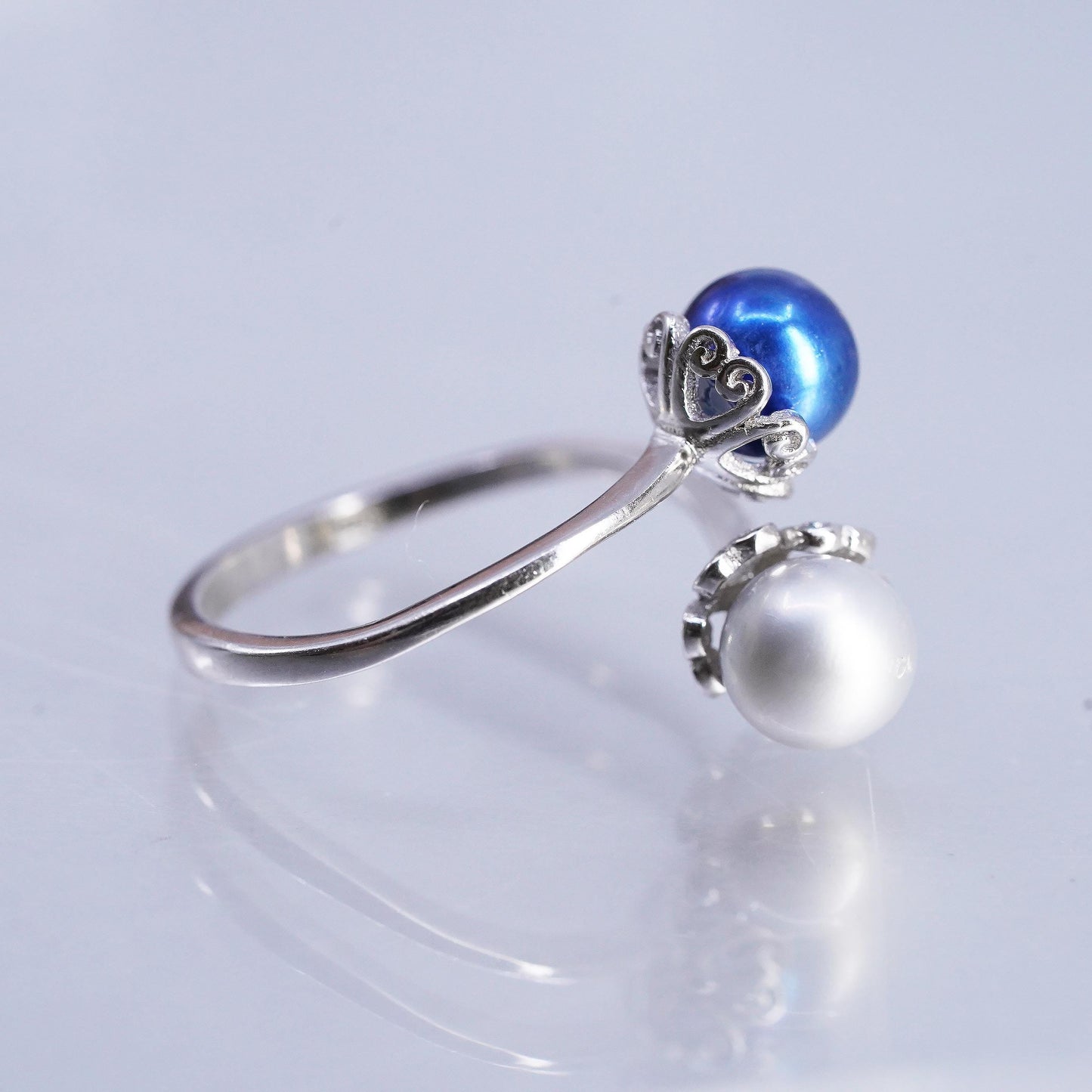 Size adjustable, vintage Sterling 925 silver wrap band ring blue gray pearl