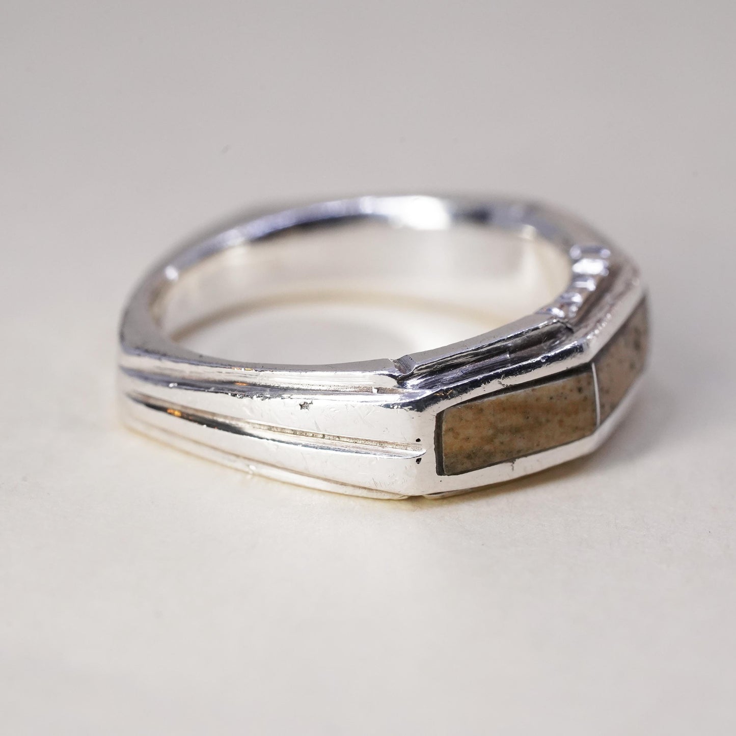 Size 7, vintage Sterling silver handmade ring, 925 band with Jasper inlay, Zuni