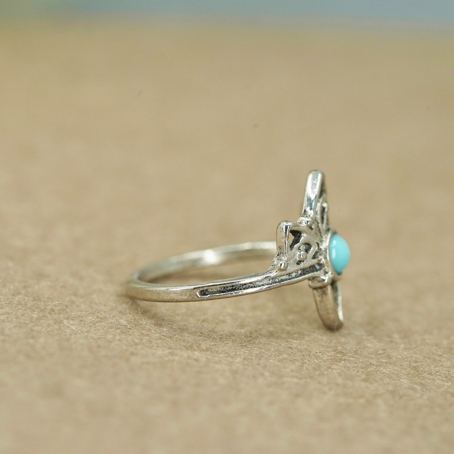 Size 7, vintage Sterling 925 silver handmade ring with Larimar