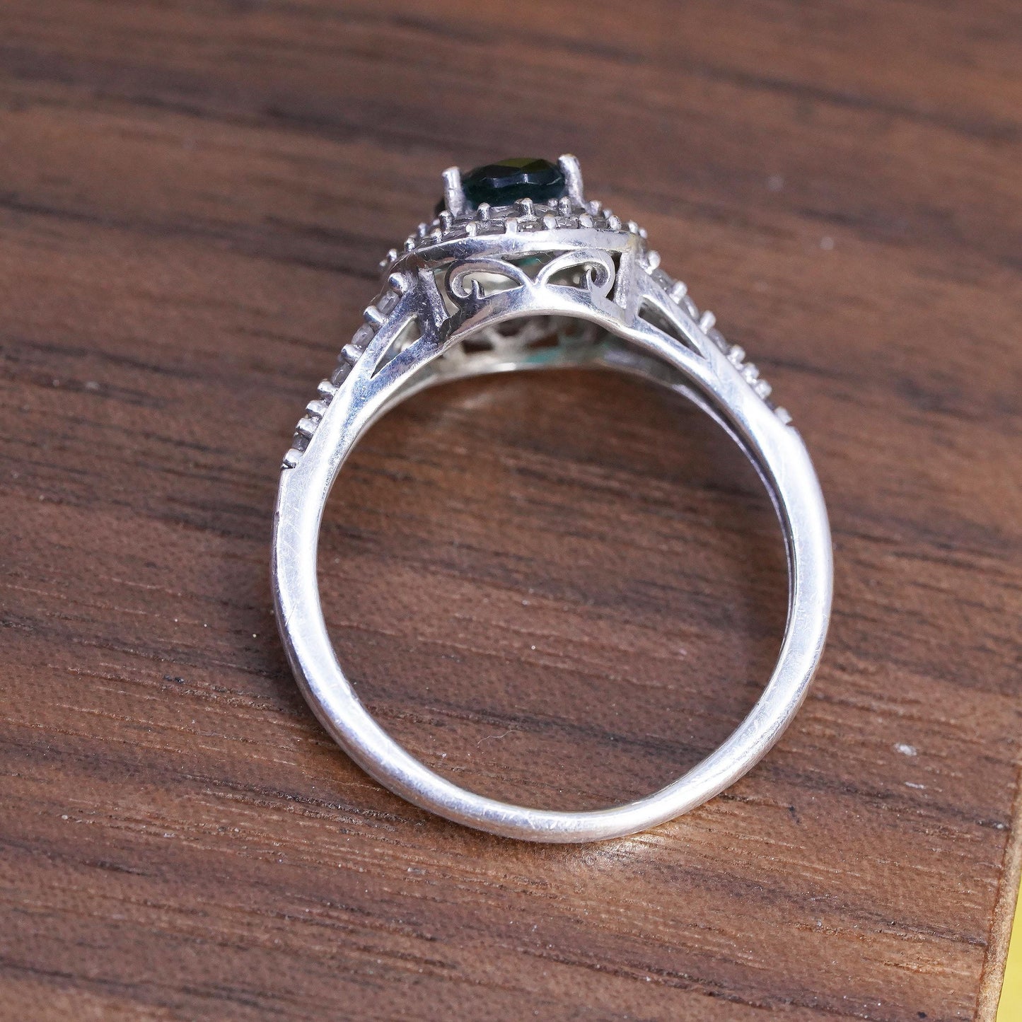 Size 9.25, Halo Green Emerald Sterling Silver 925 Split Shank Cocktail Ring