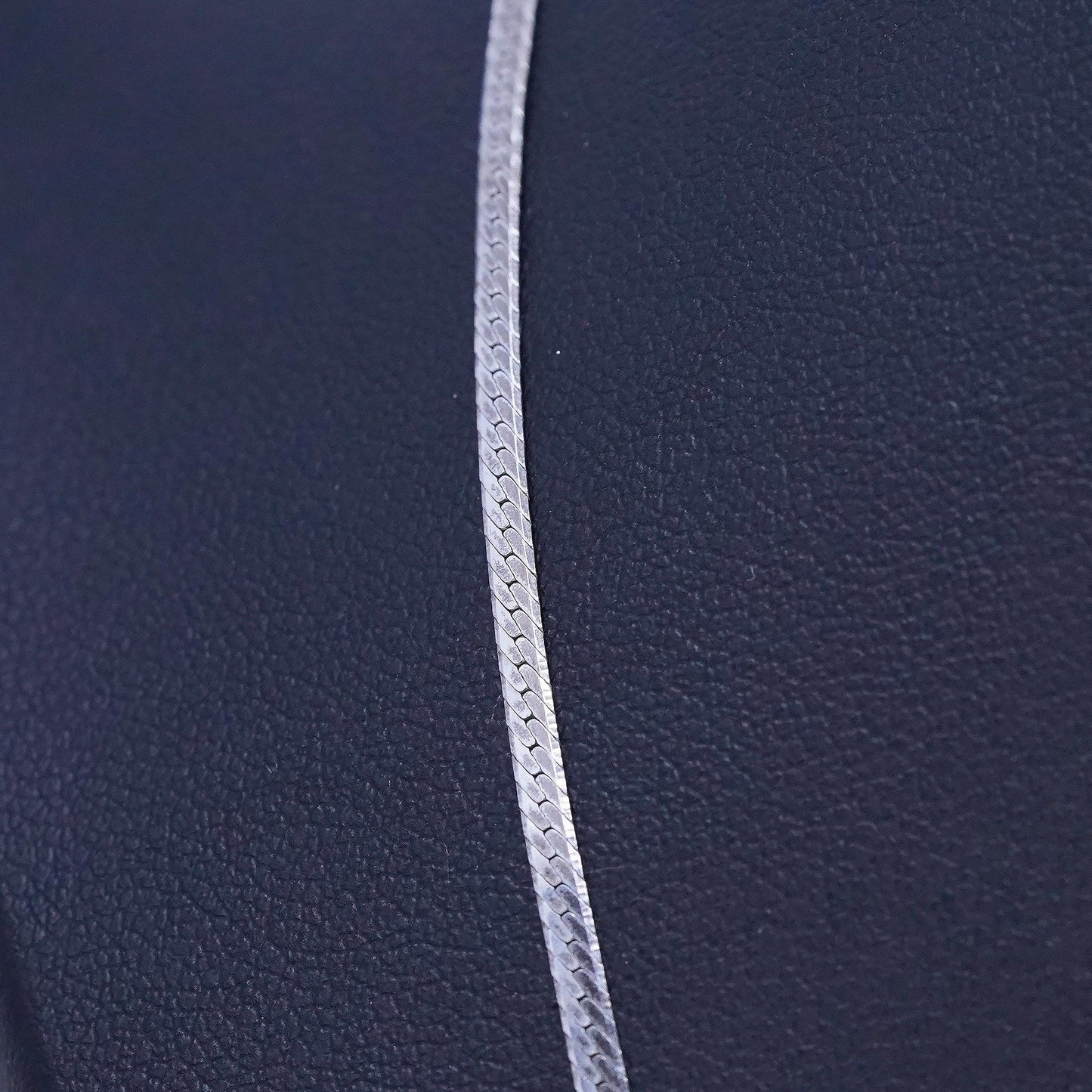 20” 2mm, vintage Italy Sterling 925 silver flatten herringbone chain necklace