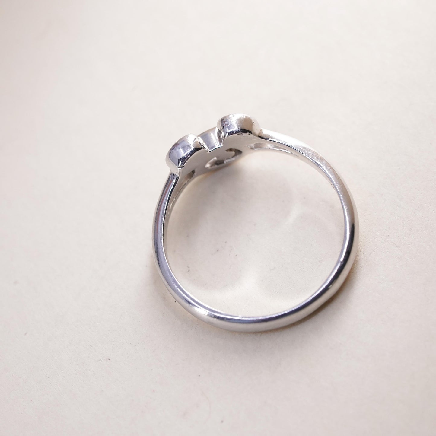 Size 4, Disney Mickey Mouse sterling silver ring, wrap band