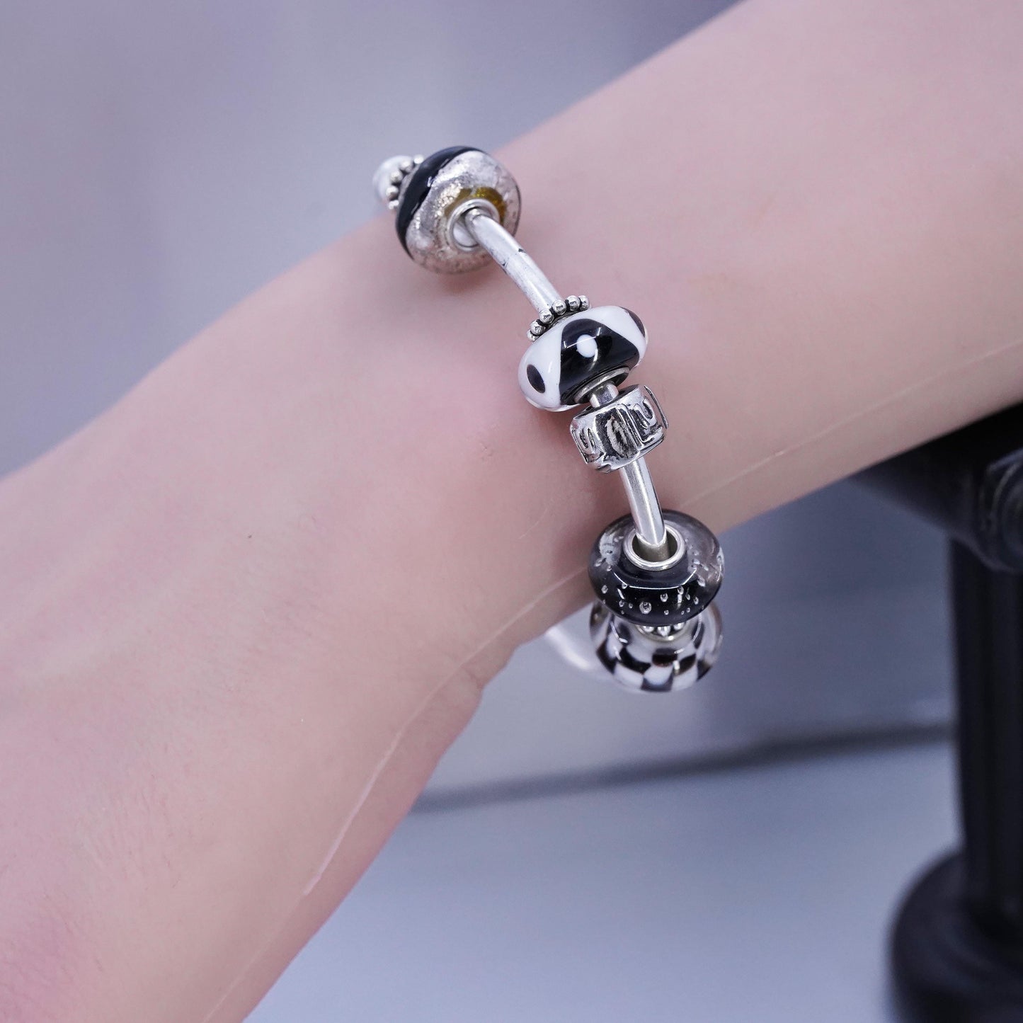 7” 2mm, Vintage Sterling 925 silver handmade bracelet, bangle with glass beads