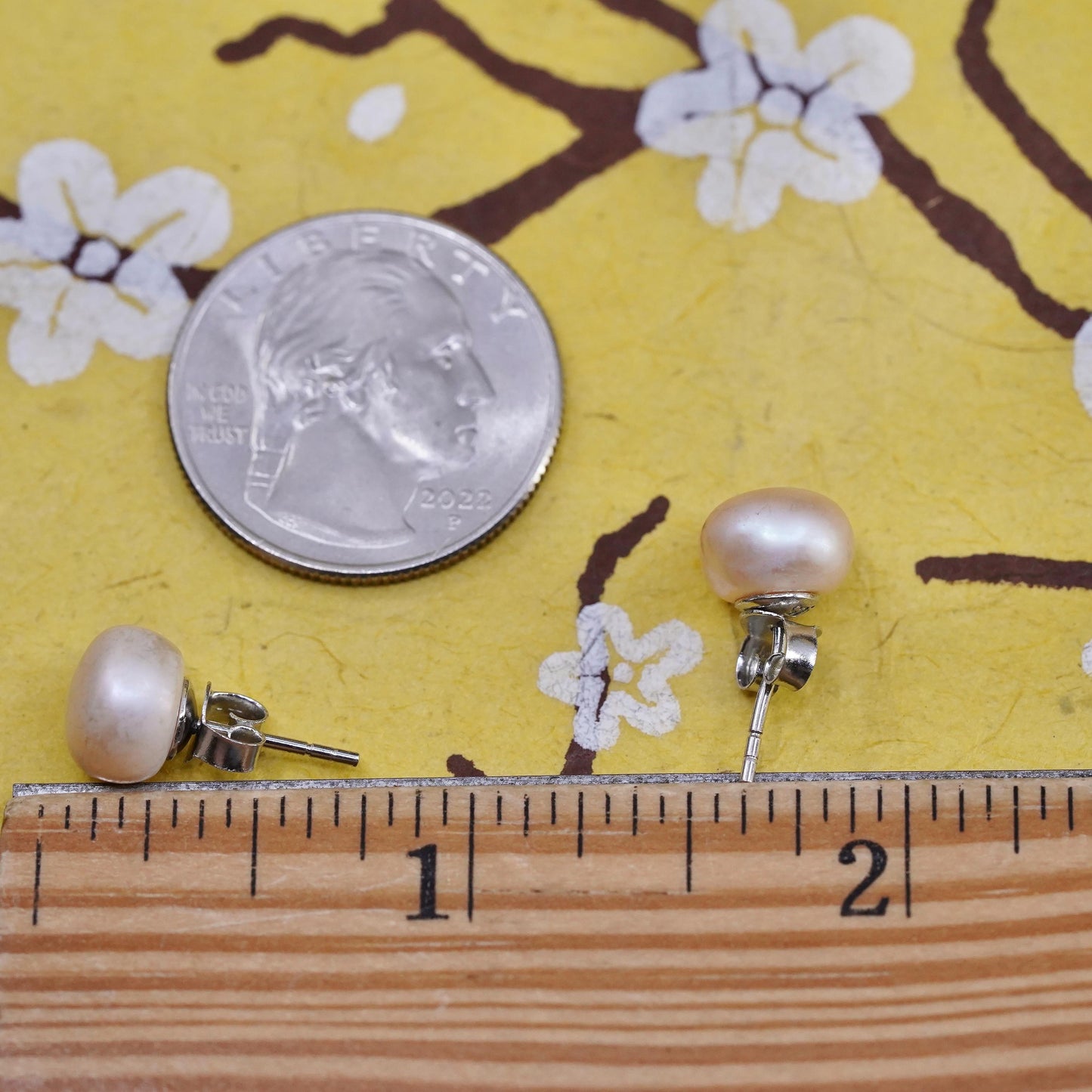 8mm, VTG 925 Sterling silver handmade studs earrings white pale orange pearl