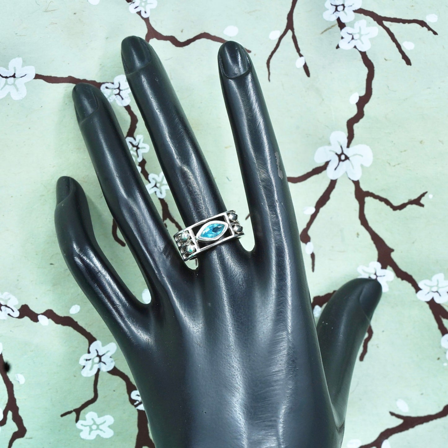Size 7.75, vintage sterling 925 silver handmade filigree band ring with topaz