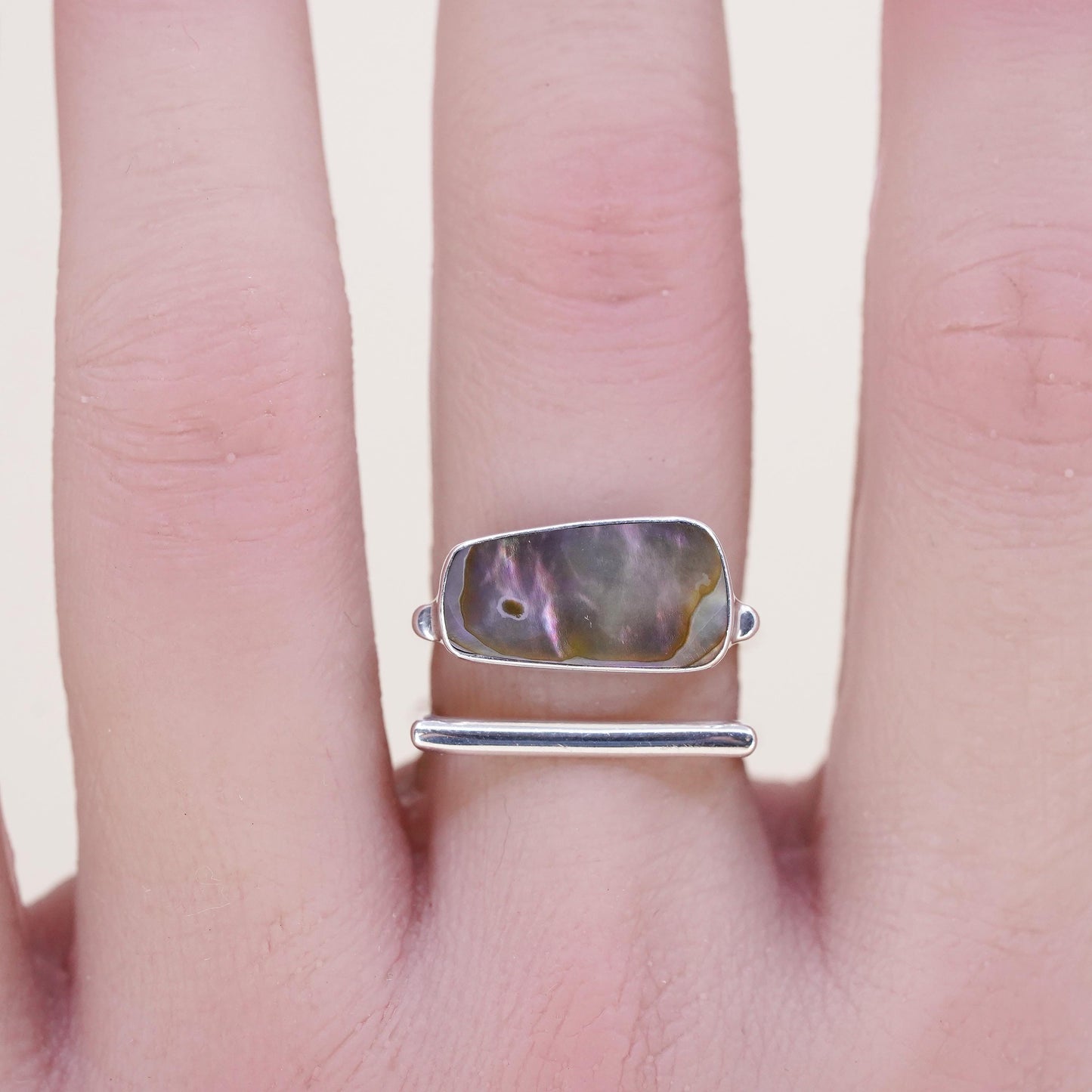 Size 6, Vintage southwestern sterling silver handmade ring, 925 band w/ abalone