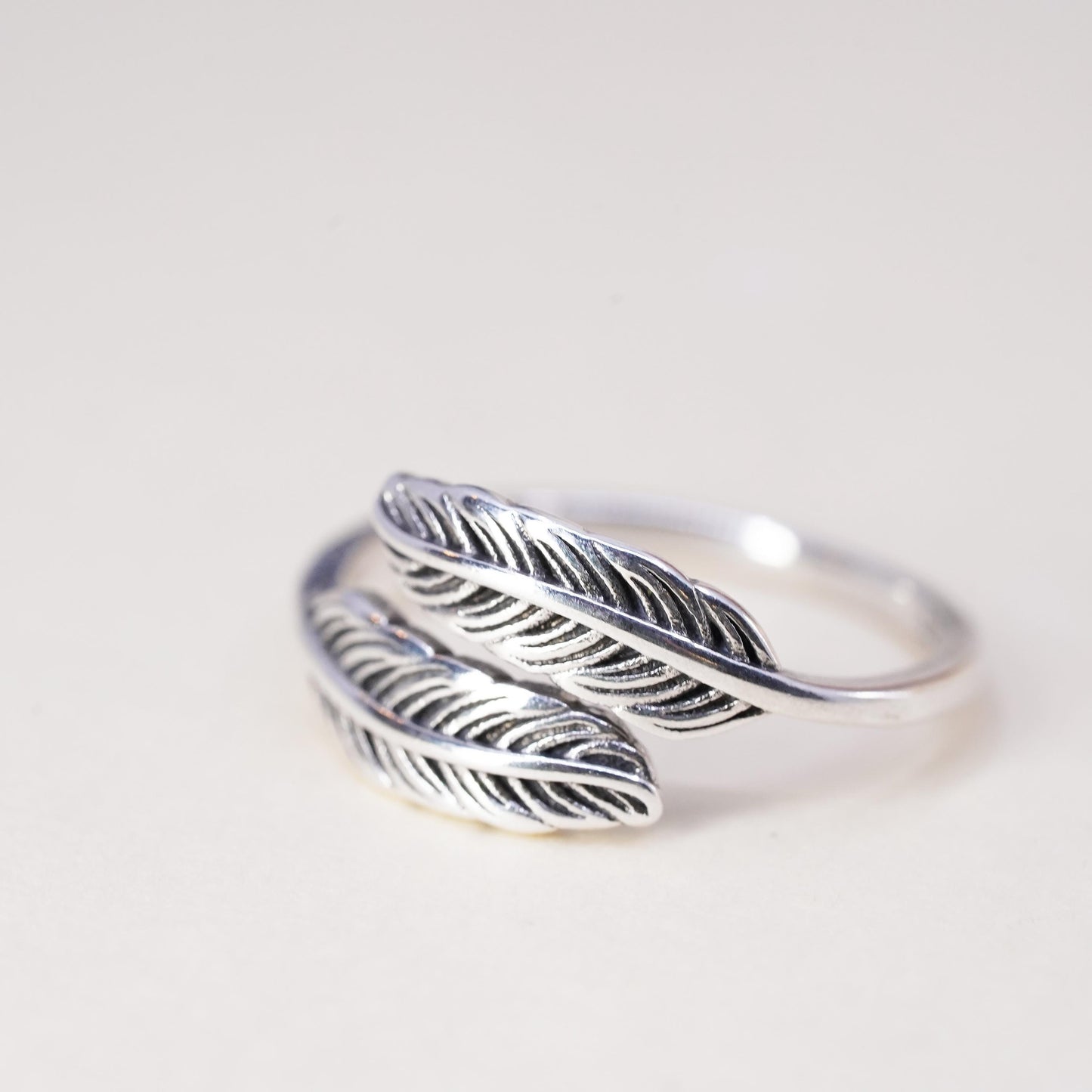 Size 7, Sterling silver handmade ring, stackable 925 leaf band