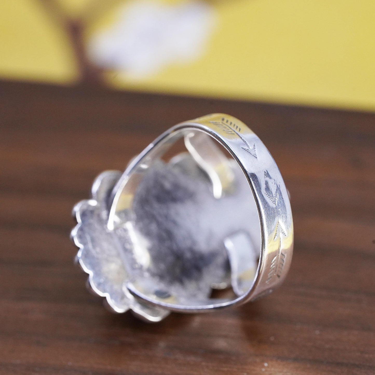 Size 8.5, VTG Native American Sterling 925 silver ring teardrop dragons breath