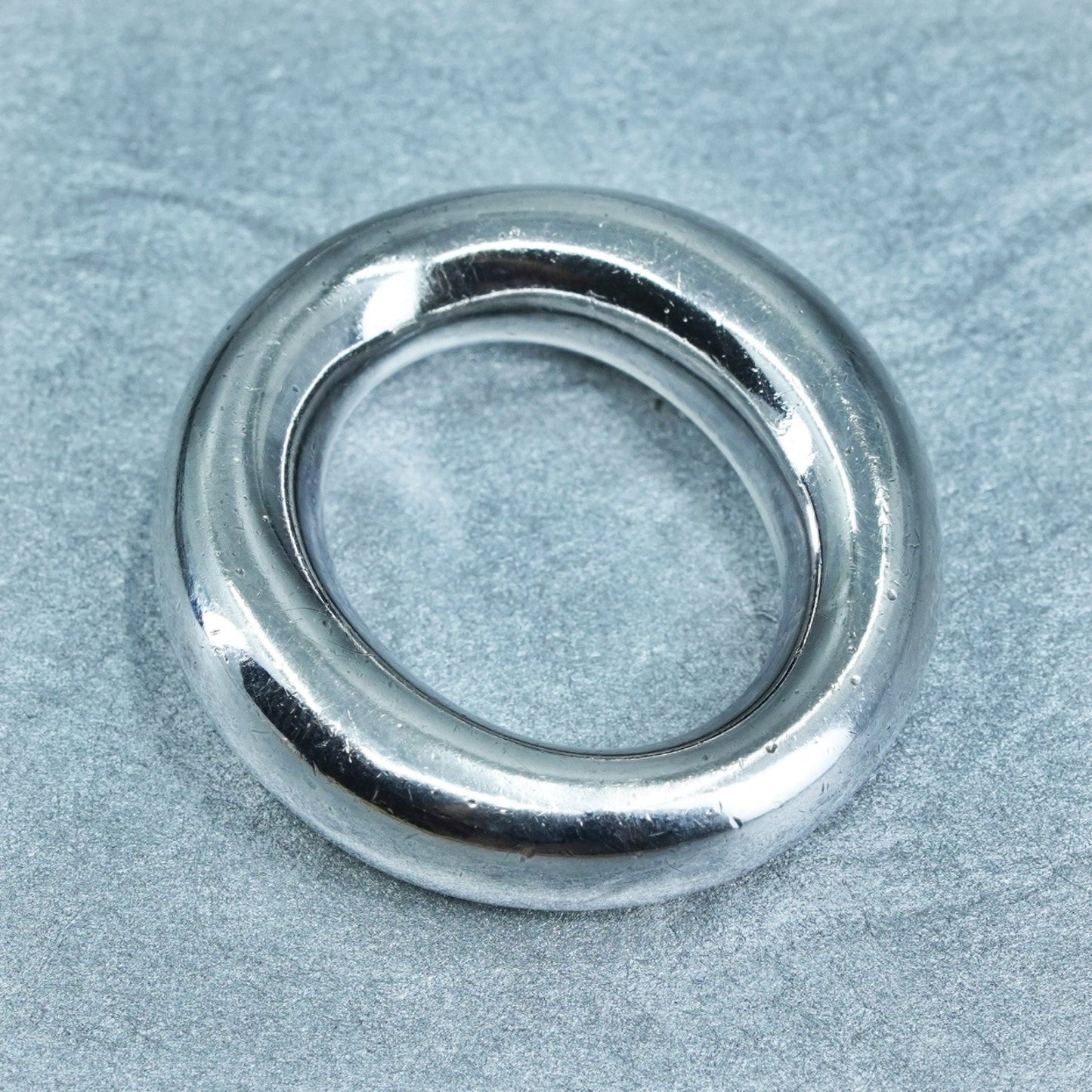 Vintage sterling 925 silver handmade hammered oval pendant
