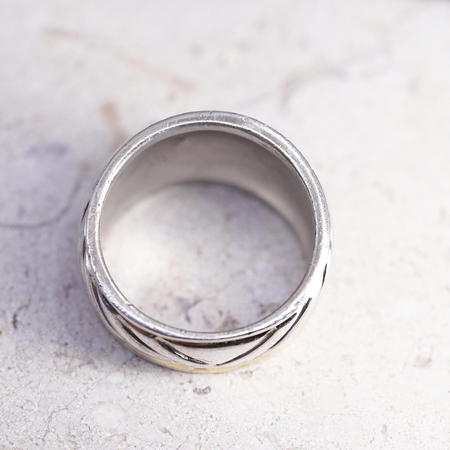 Size 7.5, vintage Sterling 925 silver handmade ribbed cable textured ring band