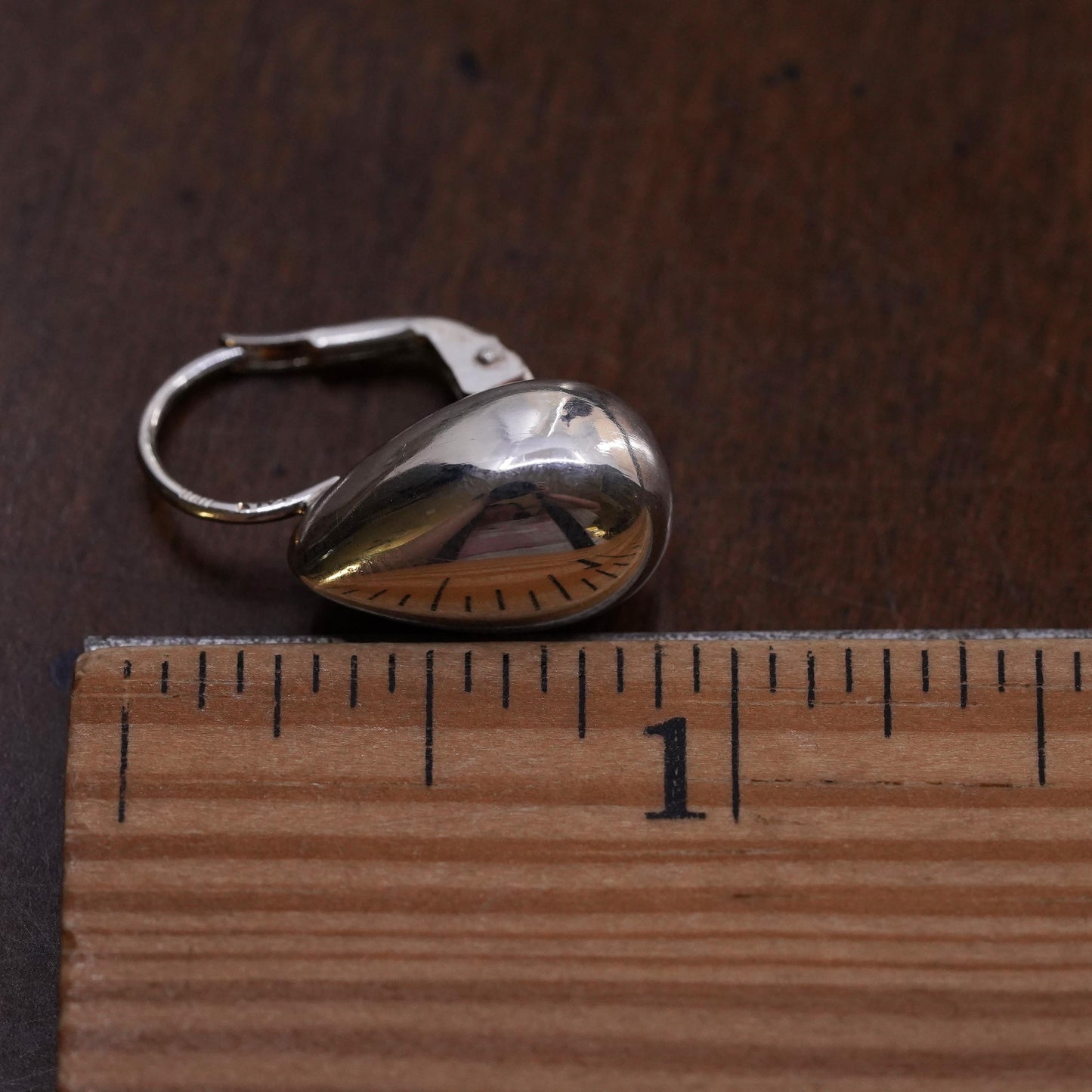vintage modernist sterling silver 925 single teardrop earring with lever back
