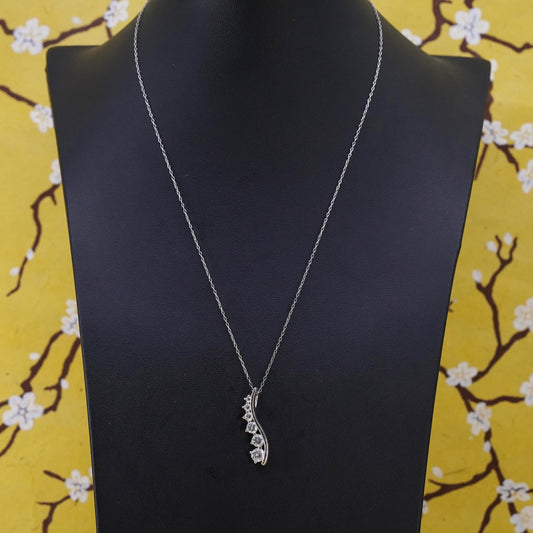18", vintage Sterling silver necklace, Italy 925 circle chain with cz pendant