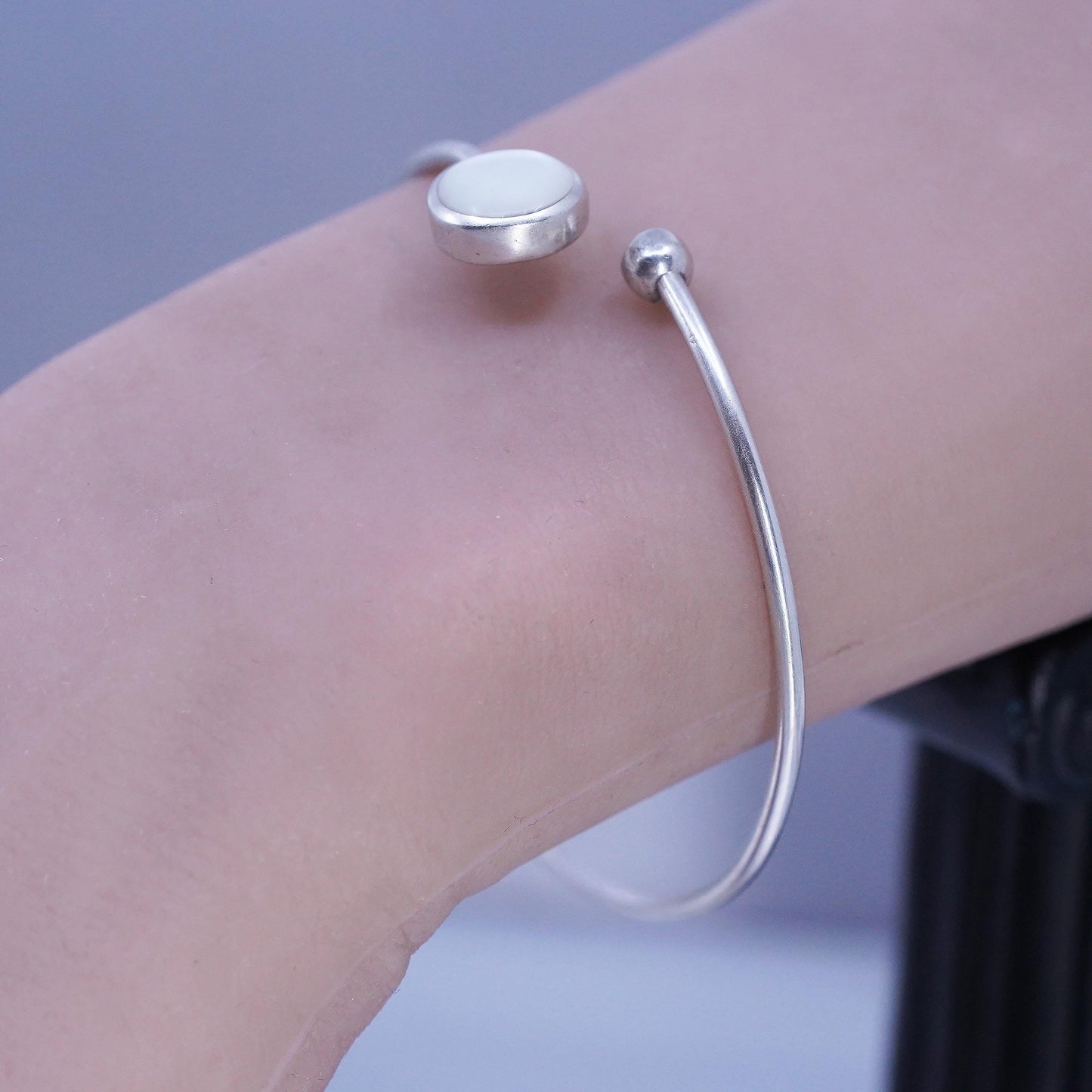 7", Vintage Sterling 925 silver handmade bracelet, wrap bangle white moonstone