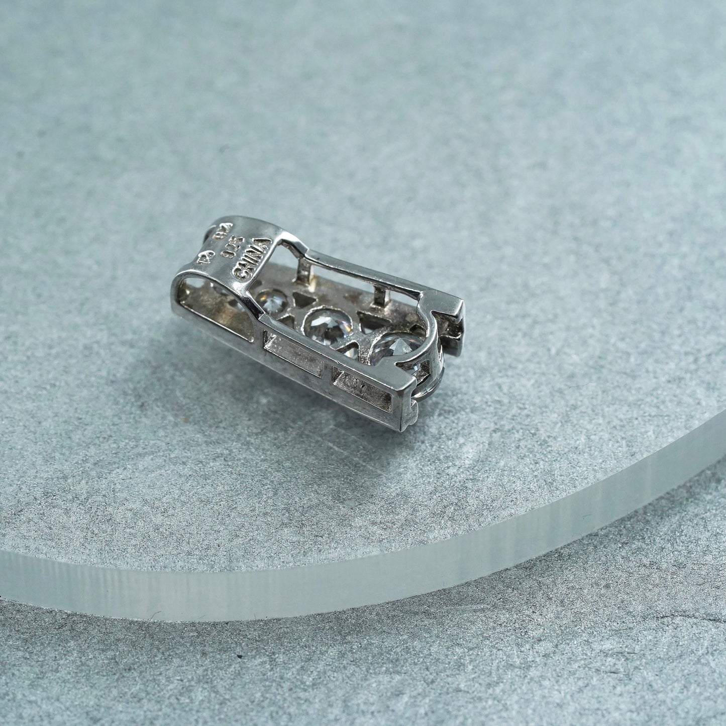 vintage sterling 925 silver pendant with Cz