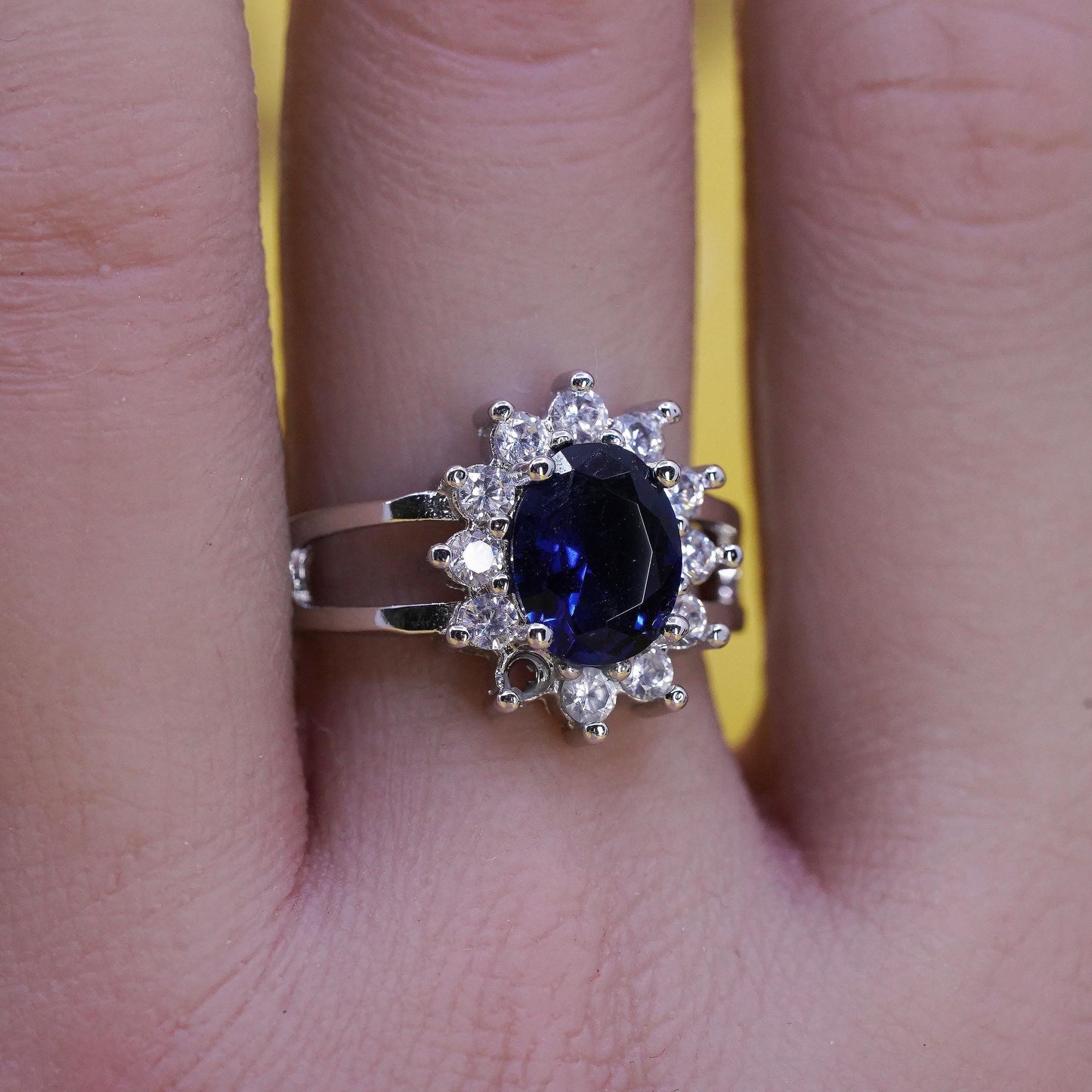 Size 7, Vintage Sterling Silver 925 Blue Sapphire Halo Ring, Oval CZ Cluster