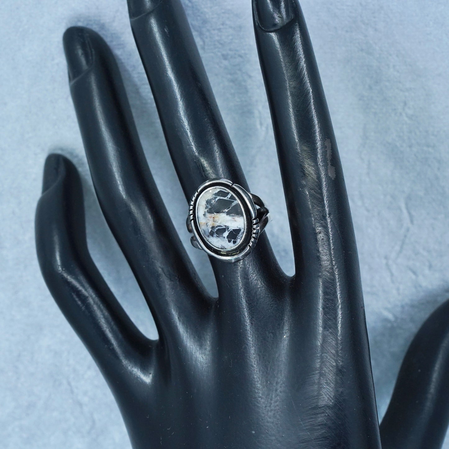 Size 6, Native American Melvin Thompson Sterling 925 silver ring zebra marble