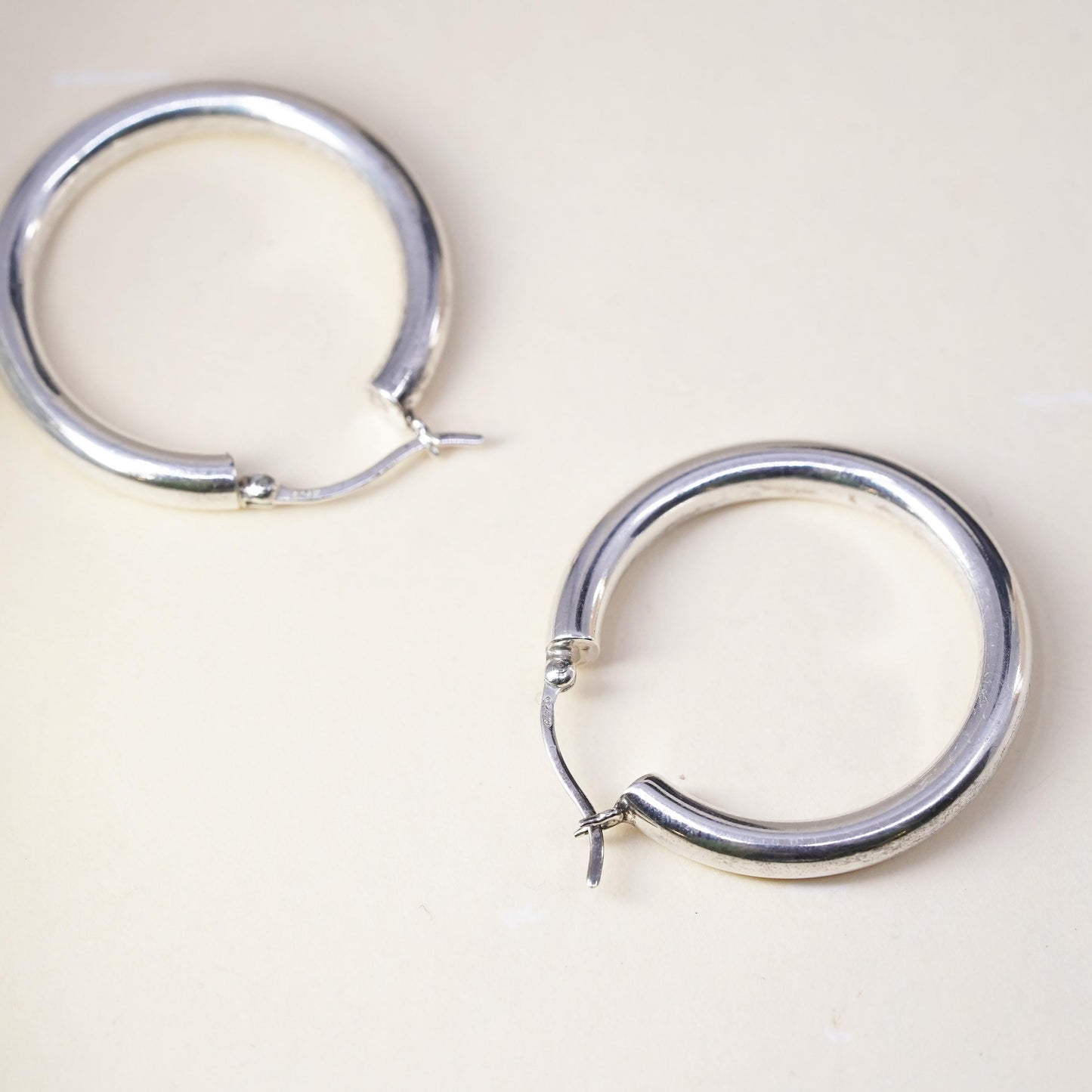 1.25", Vintage sterling silver loop earrings, fashion minimalist wide hoops