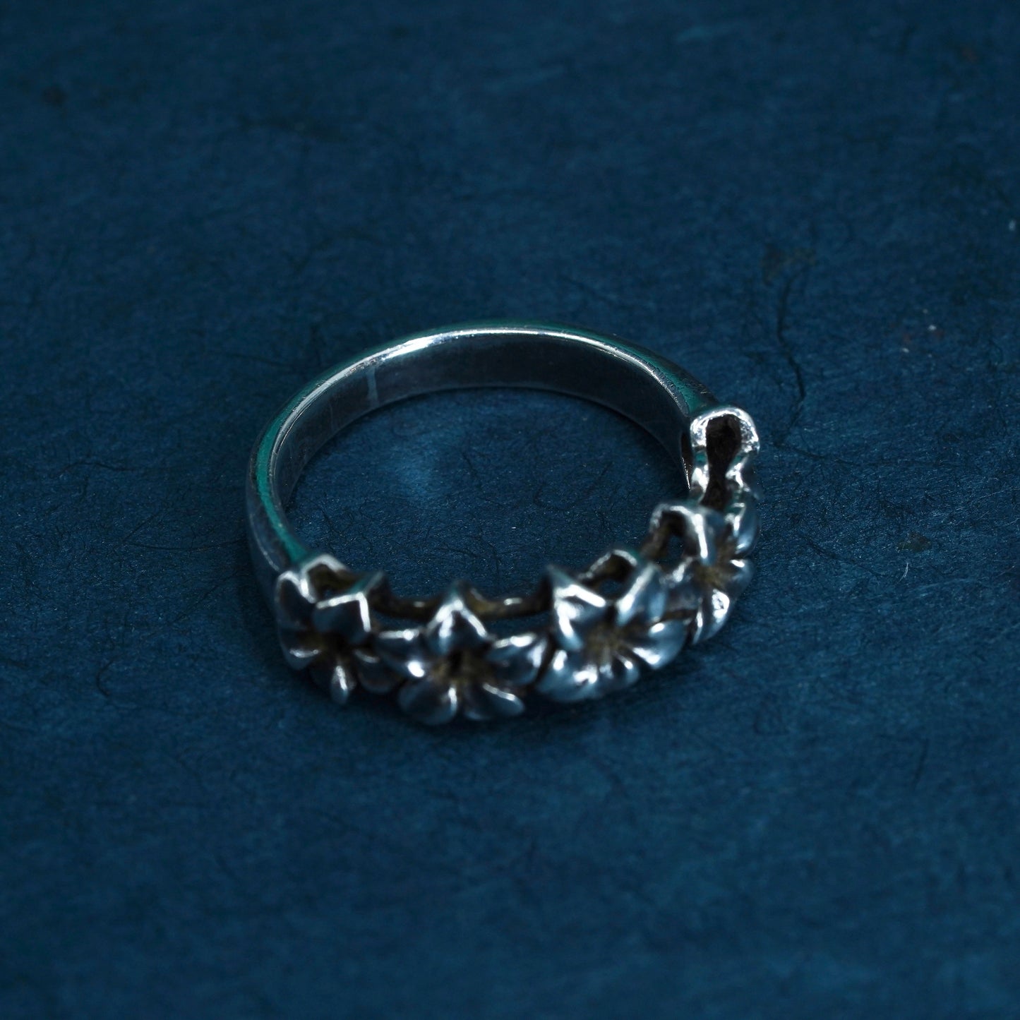 Size 5, vintage Sterling silver handmade ring, 925 plumeria flower