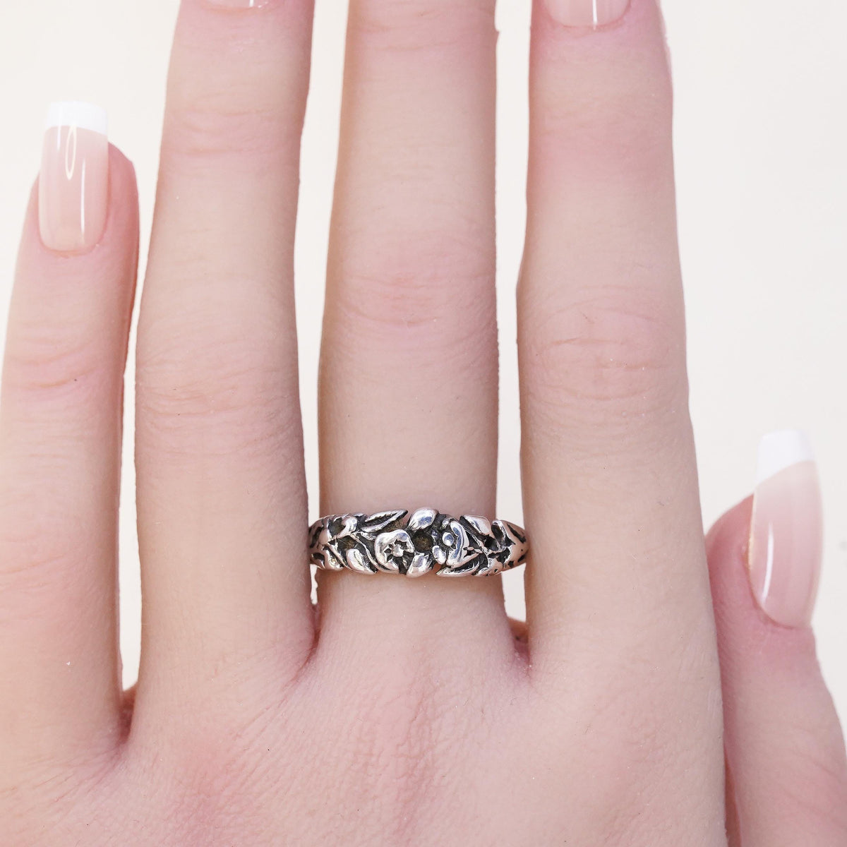 Size 10, vintage Sterling silver handmade ring, 925 flower band